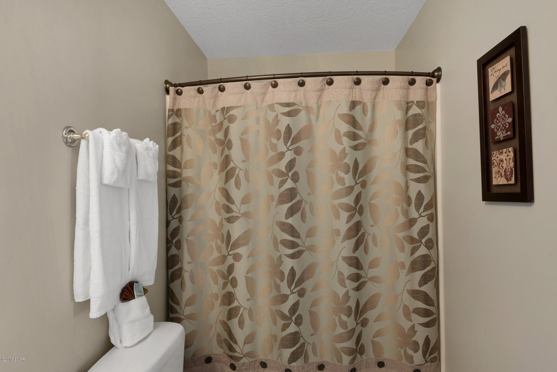 Tropic Winds - Residential