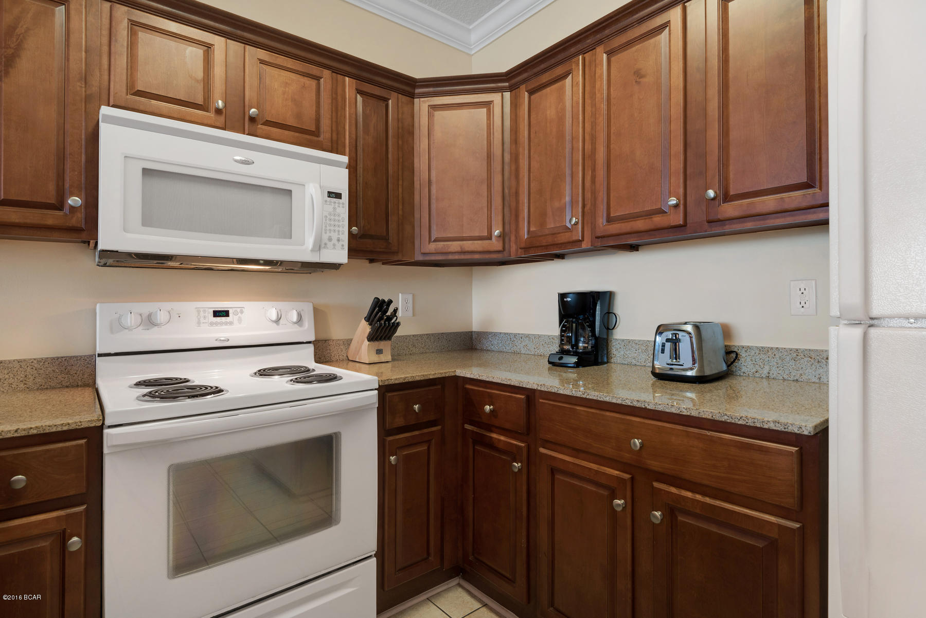 Tropic Winds - Residential