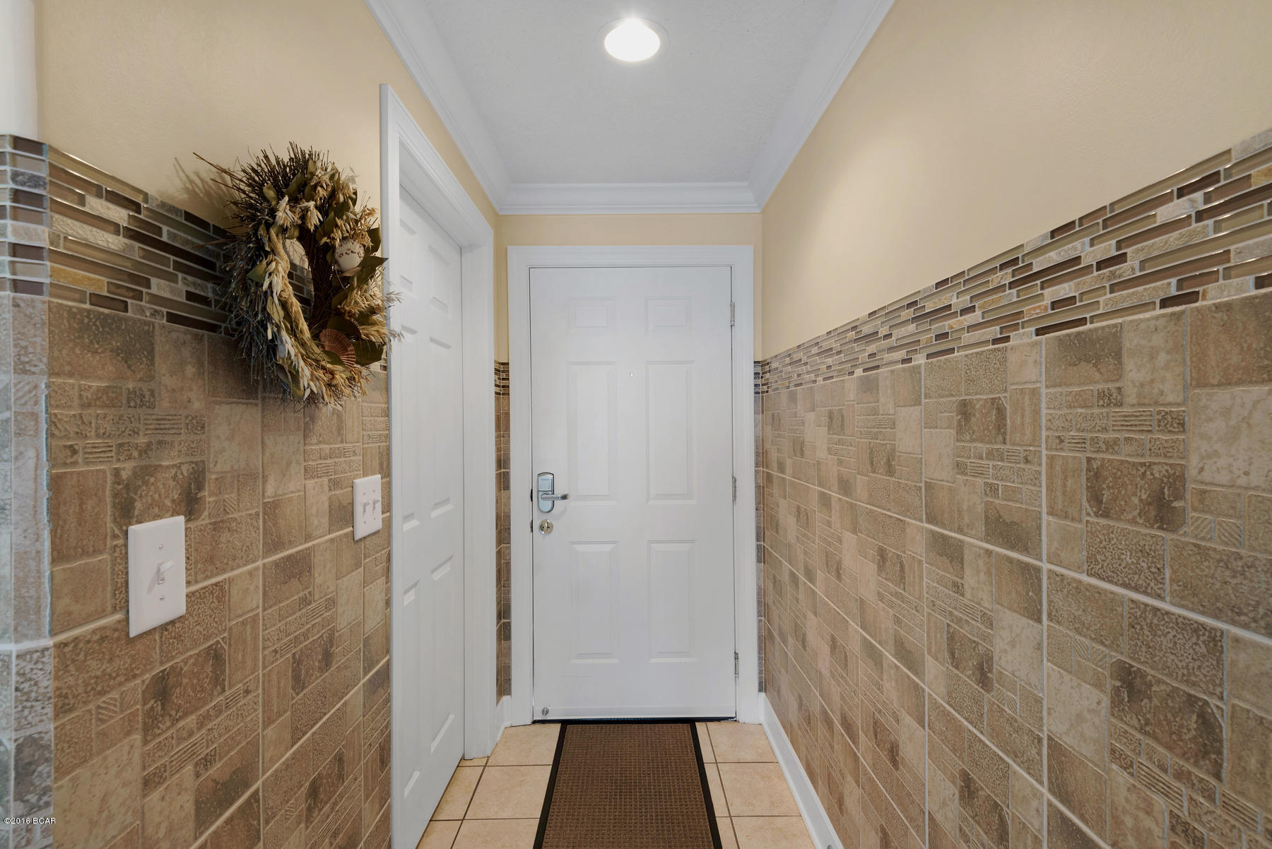 Tropic Winds - Residential