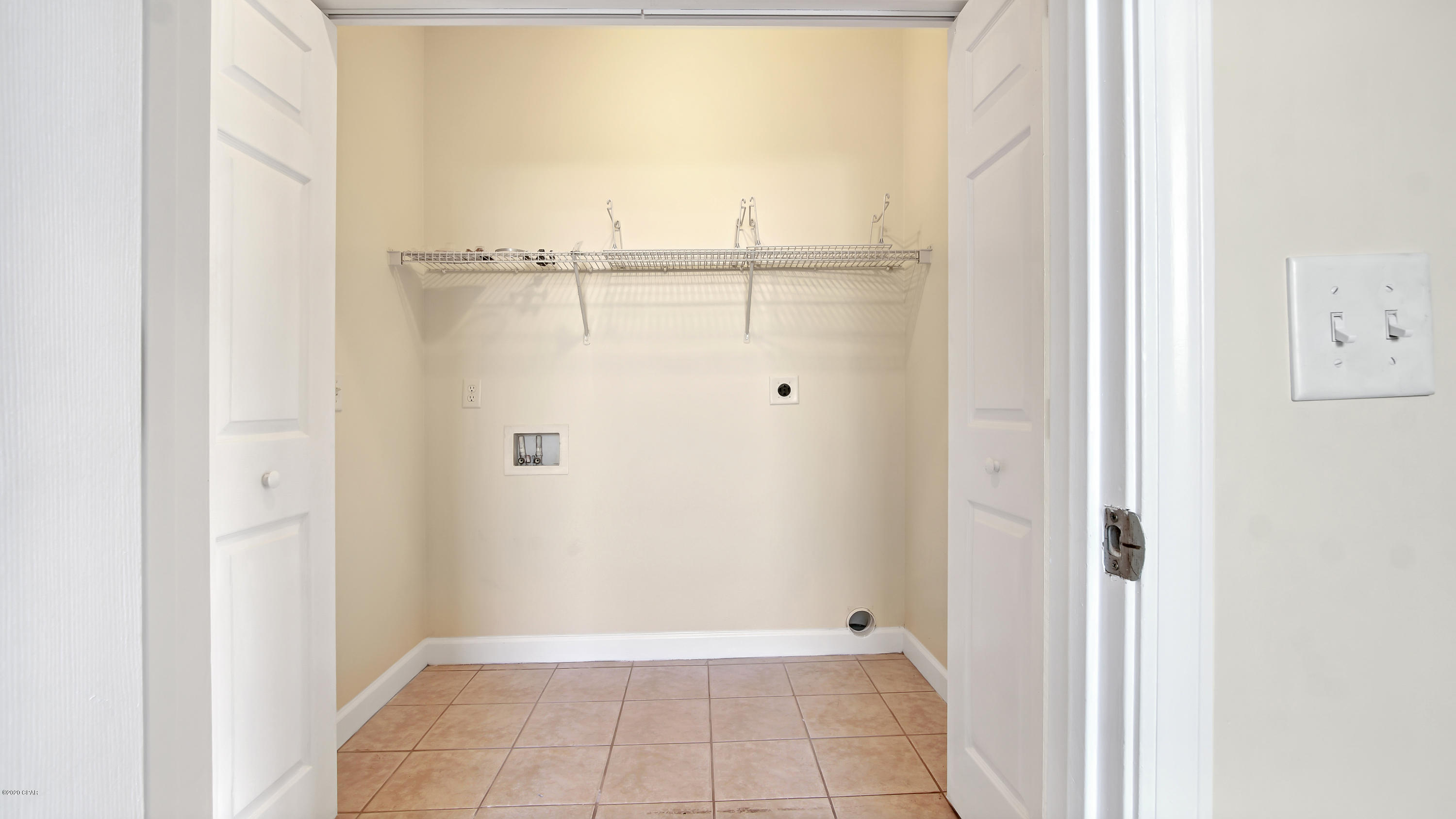 Gulf Lagoon Beach - Residential