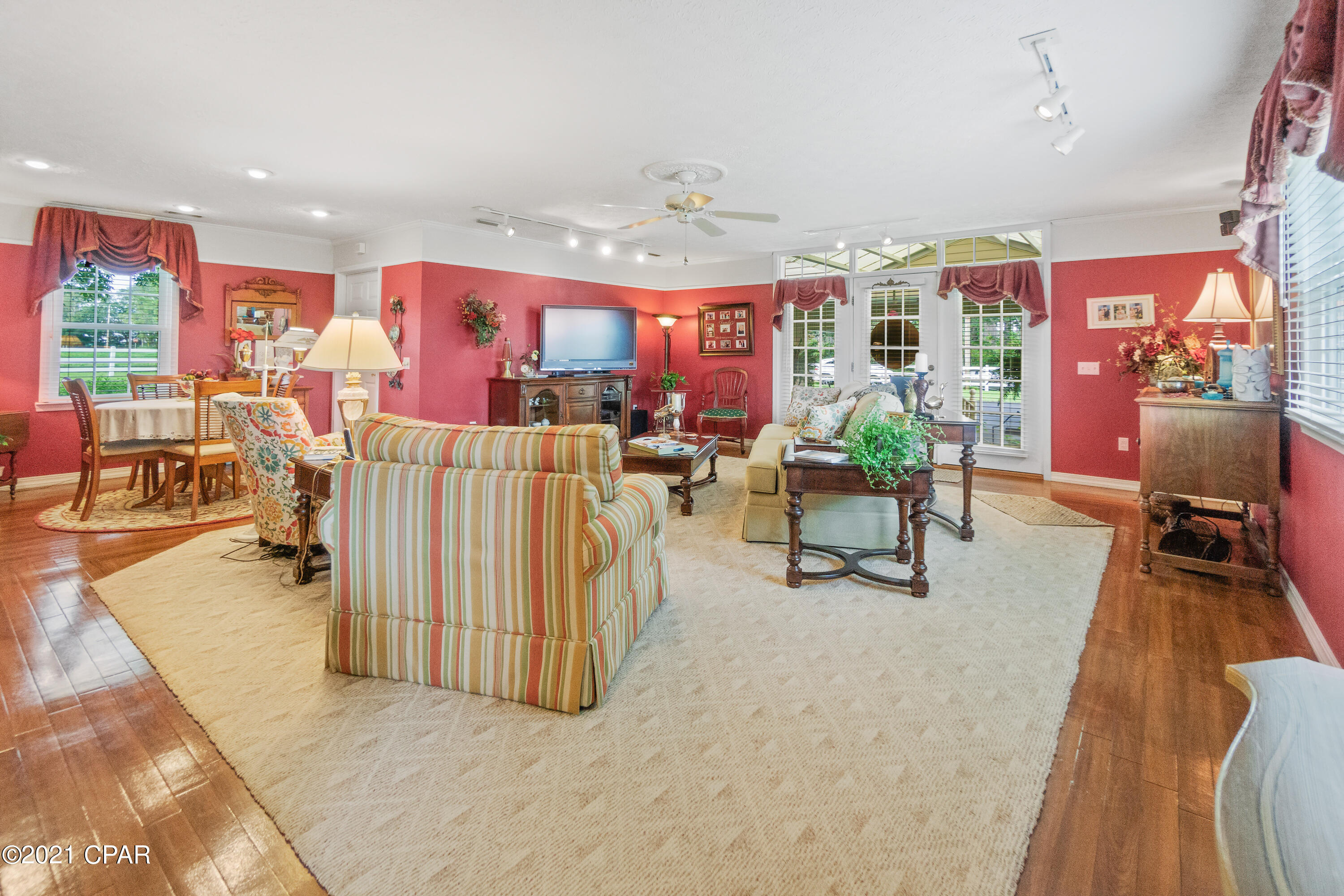 [No Recorded Subdiv] - Residential