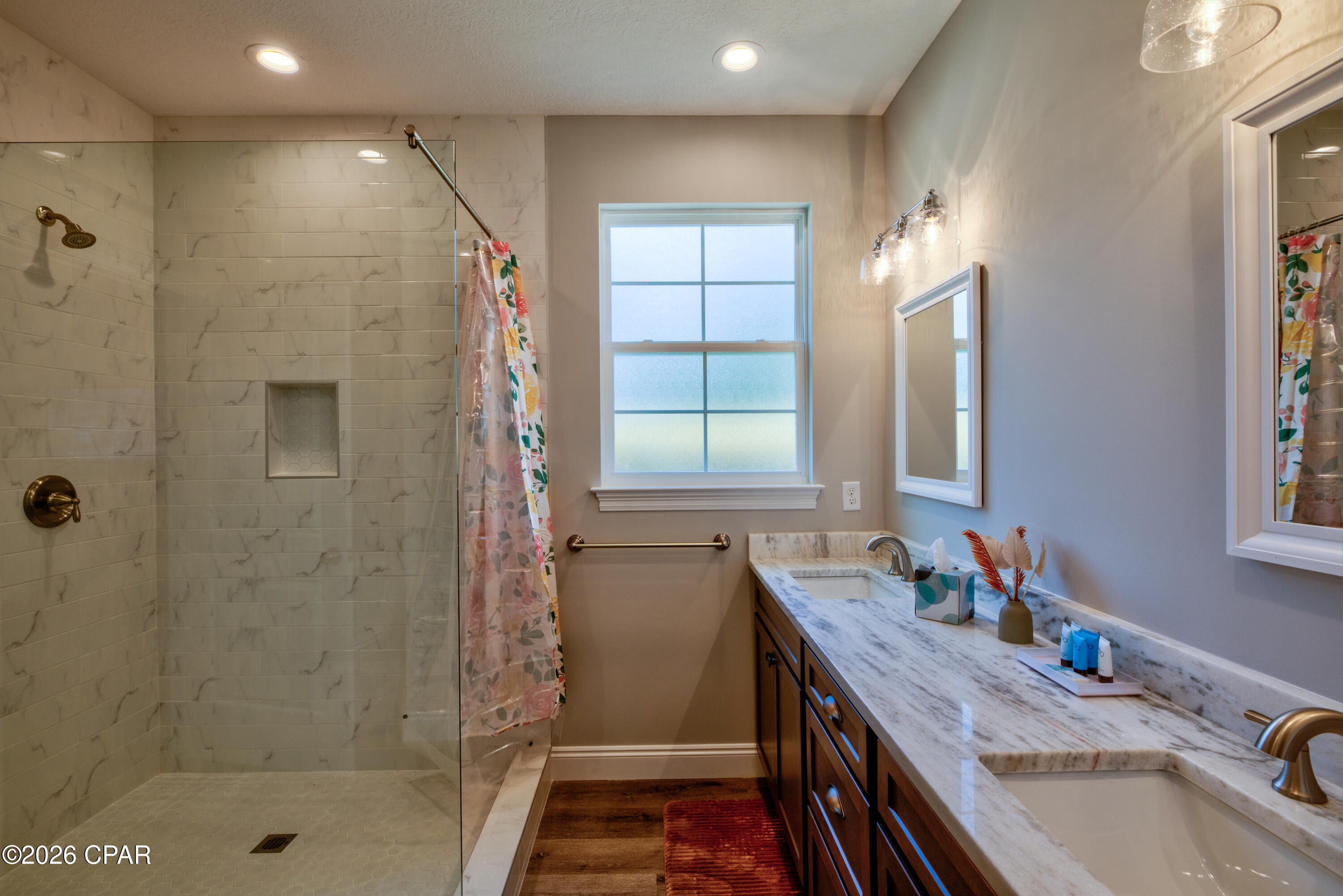 Pines 5th Add - Residential