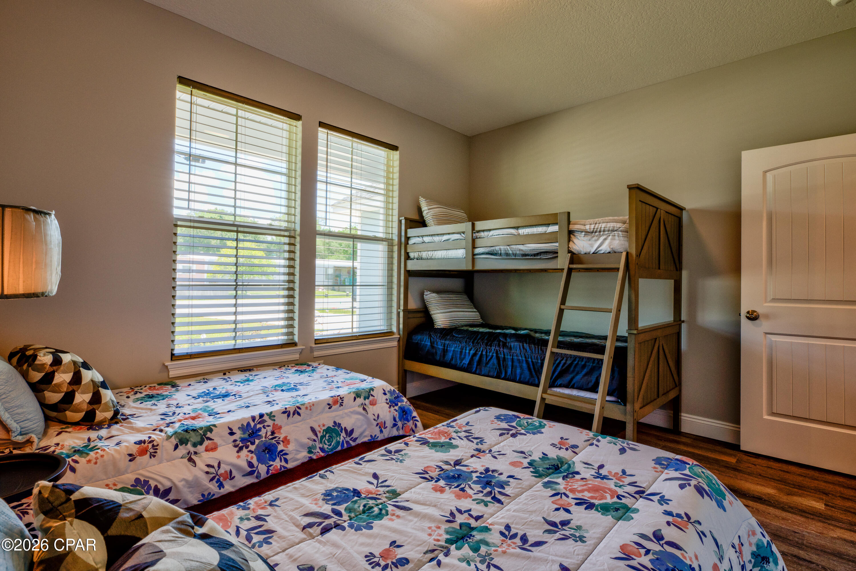 Pines 5th Add - Residential