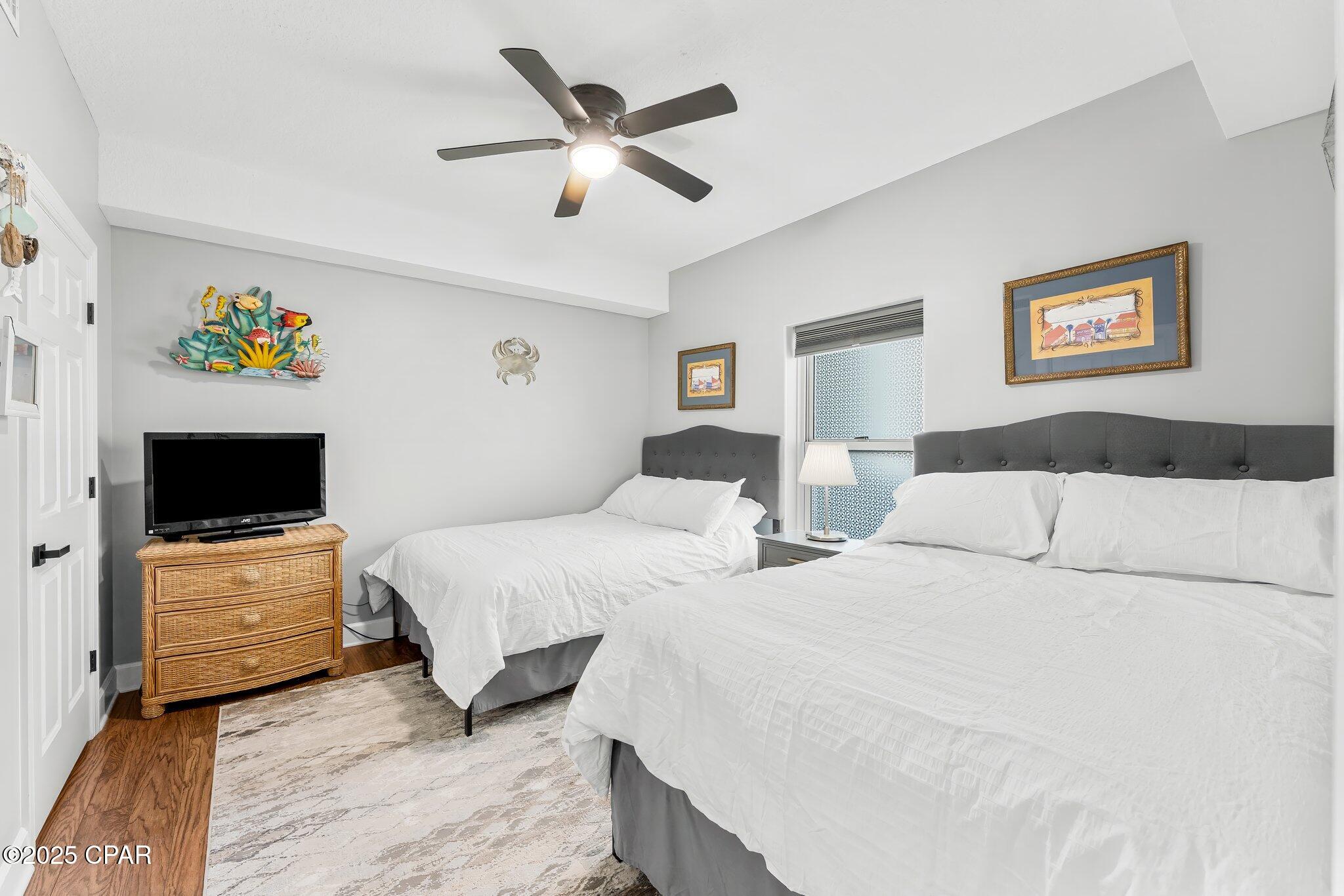 Twin Palms Resort - Residential