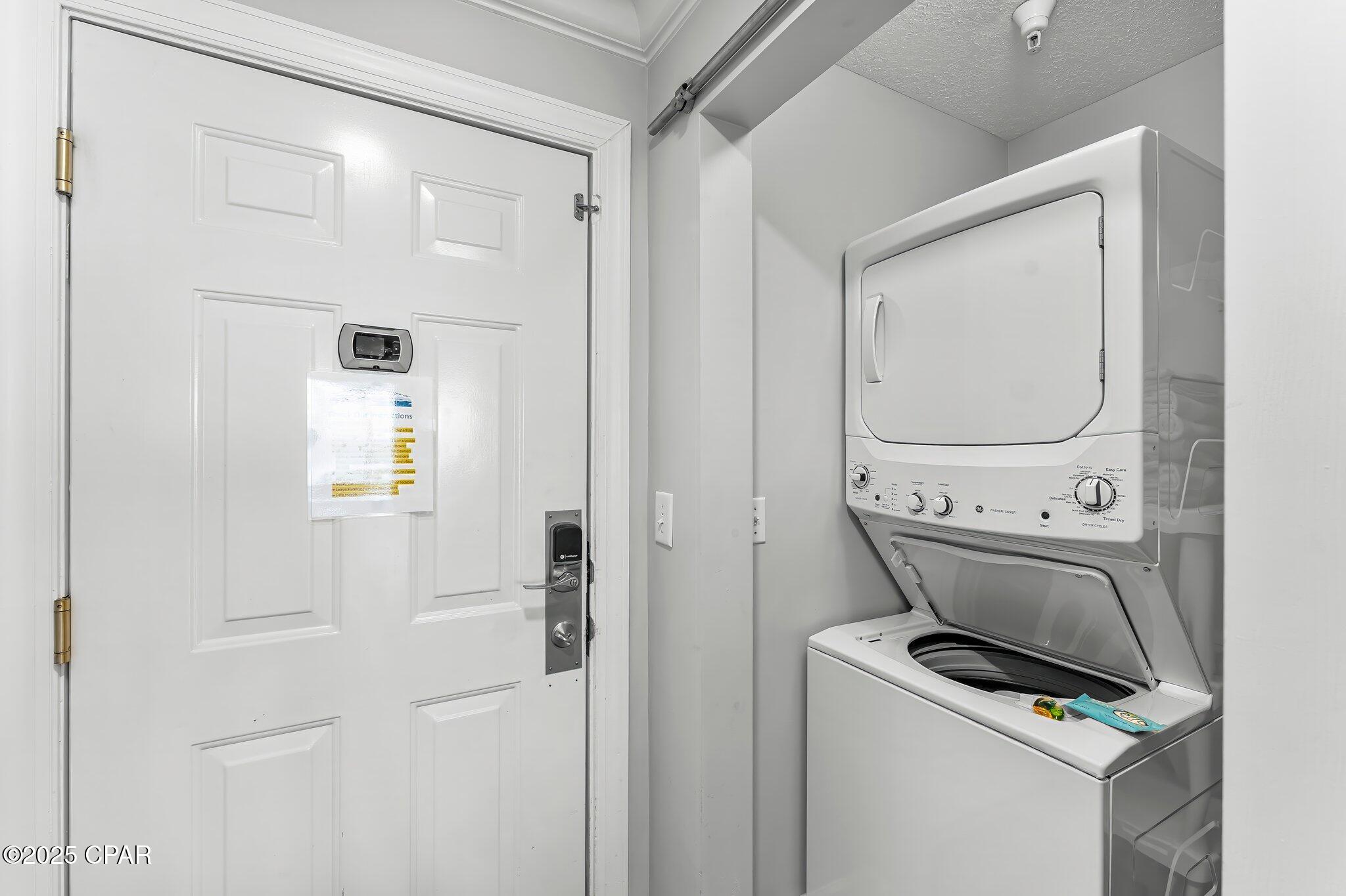 Twin Palms Resort - Residential