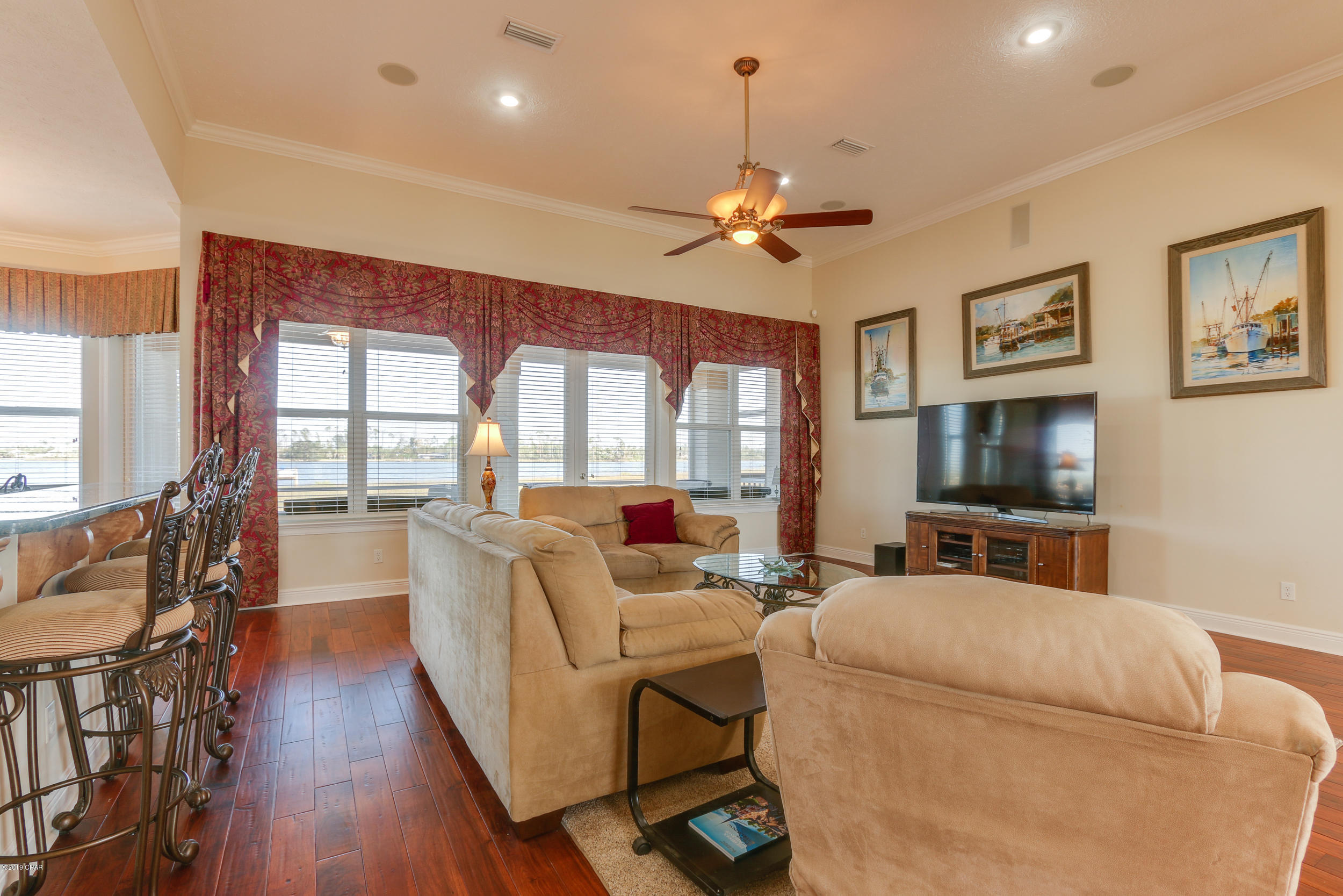 Laird Bayou - Residential