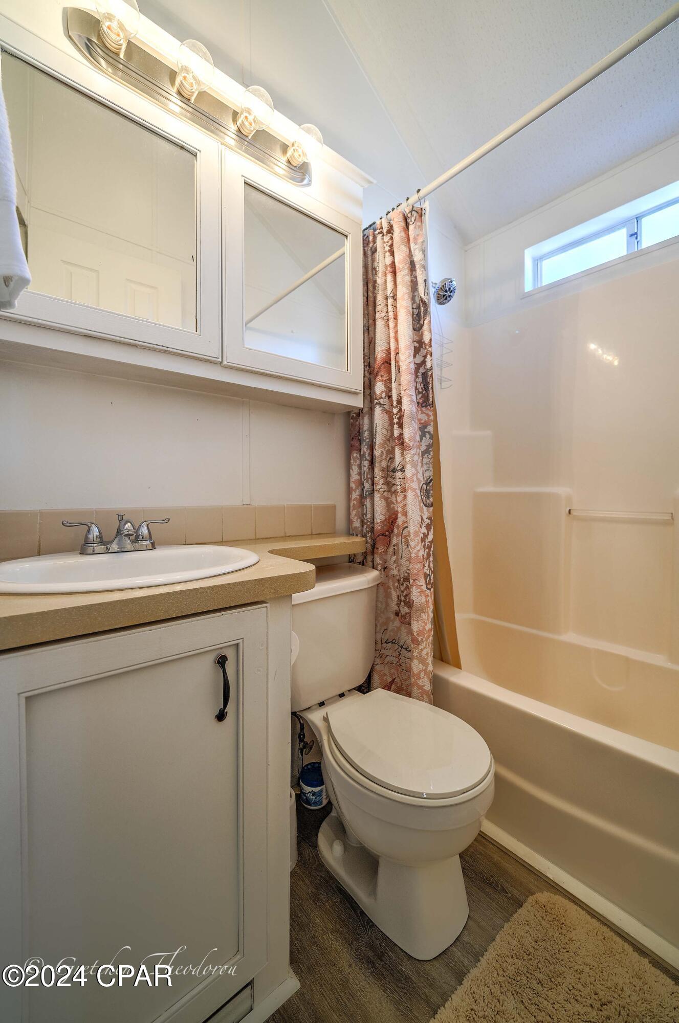 Emerald Pointe Resort - Residential