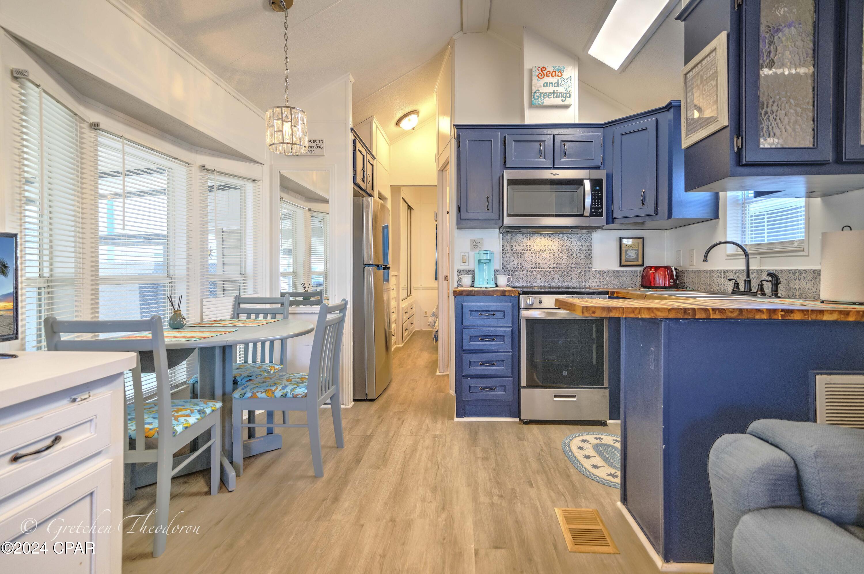 Emerald Pointe Resort - Residential