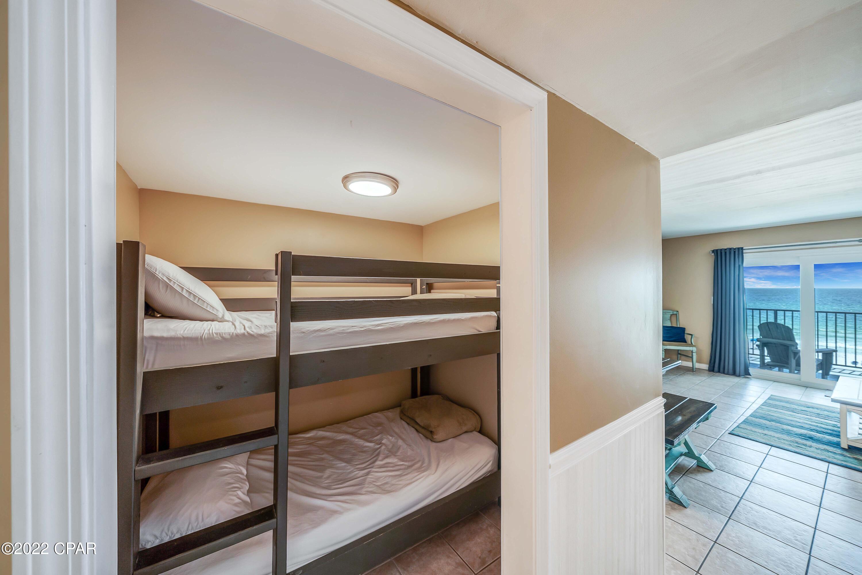 Mariner East Condo - Residential