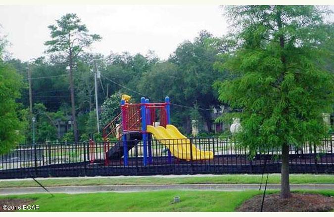 Magnolia Bay Club - Residential