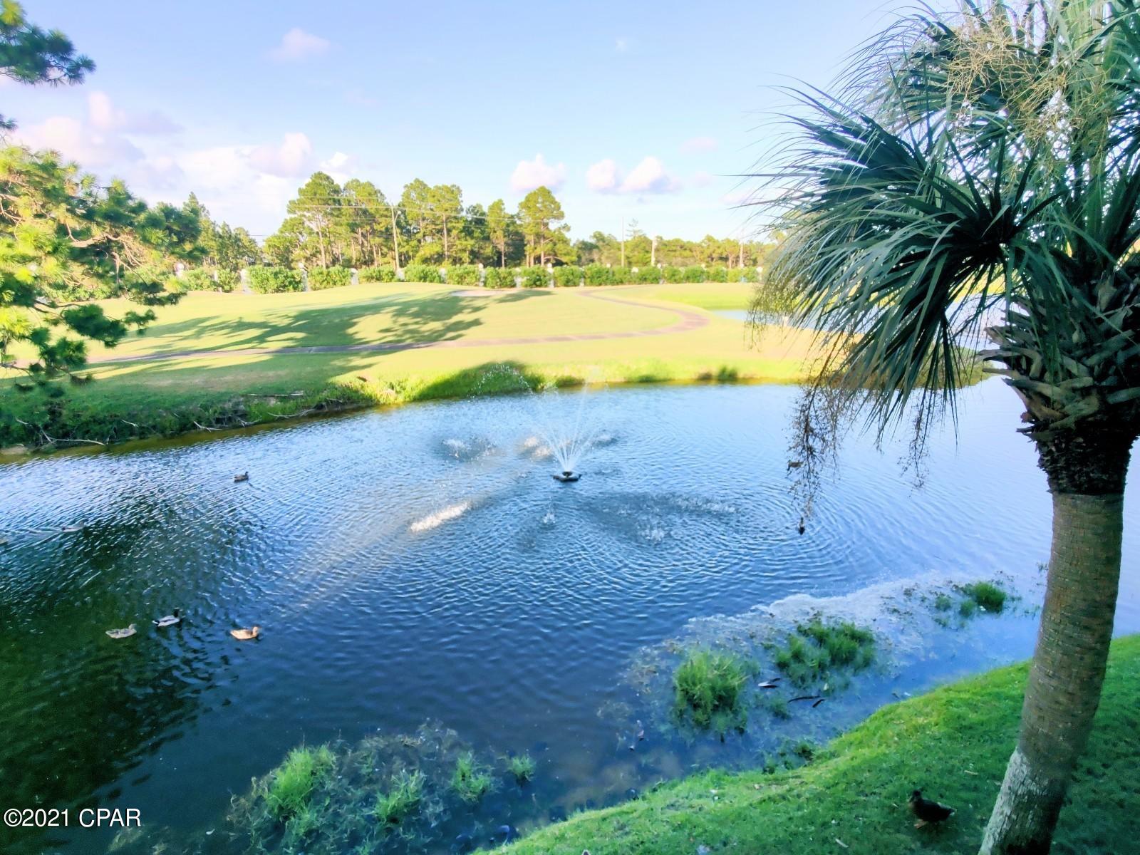 Edgewater Golf Villas V-B - Residential