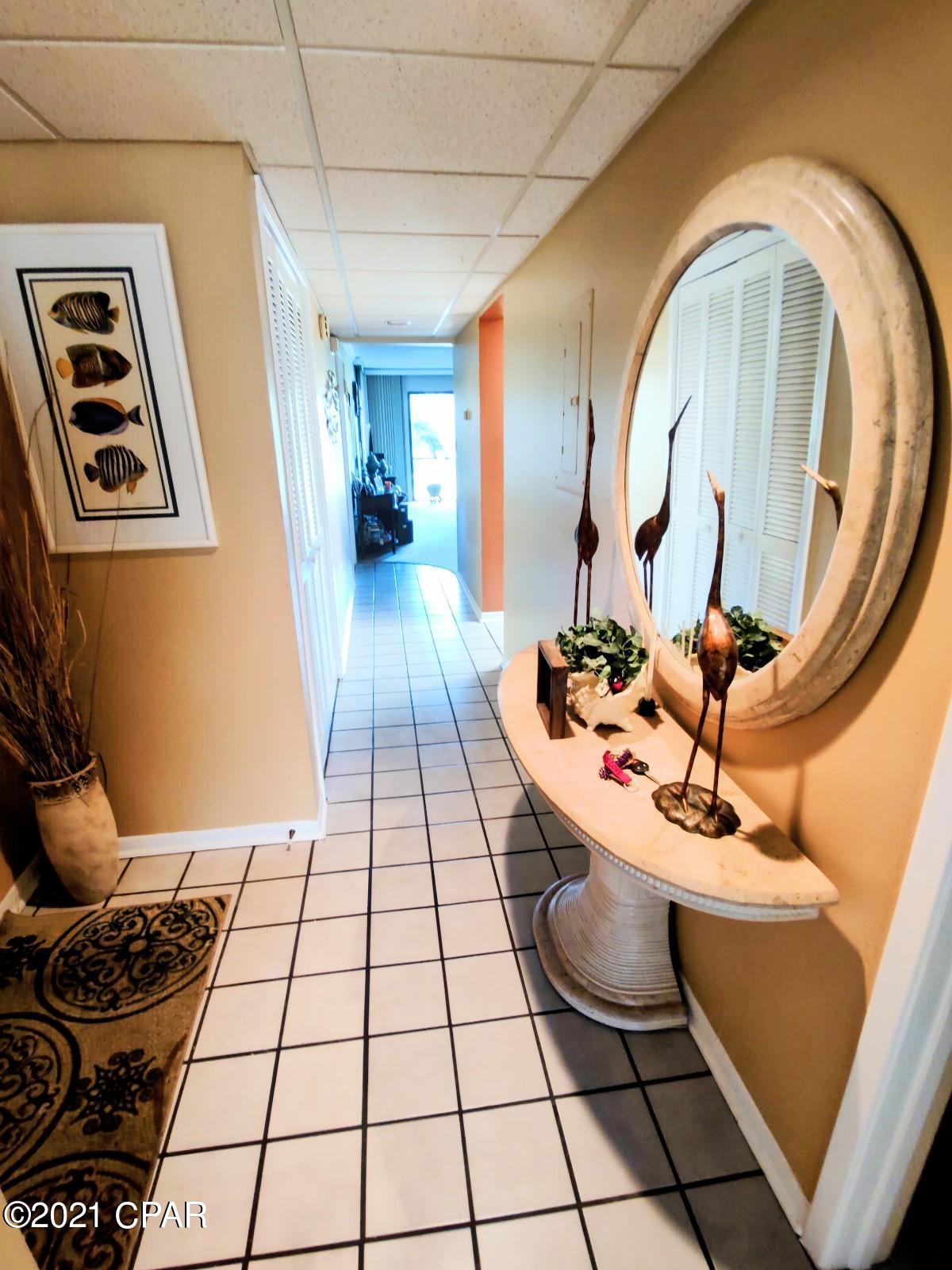 Edgewater Golf Villas V-B - Residential