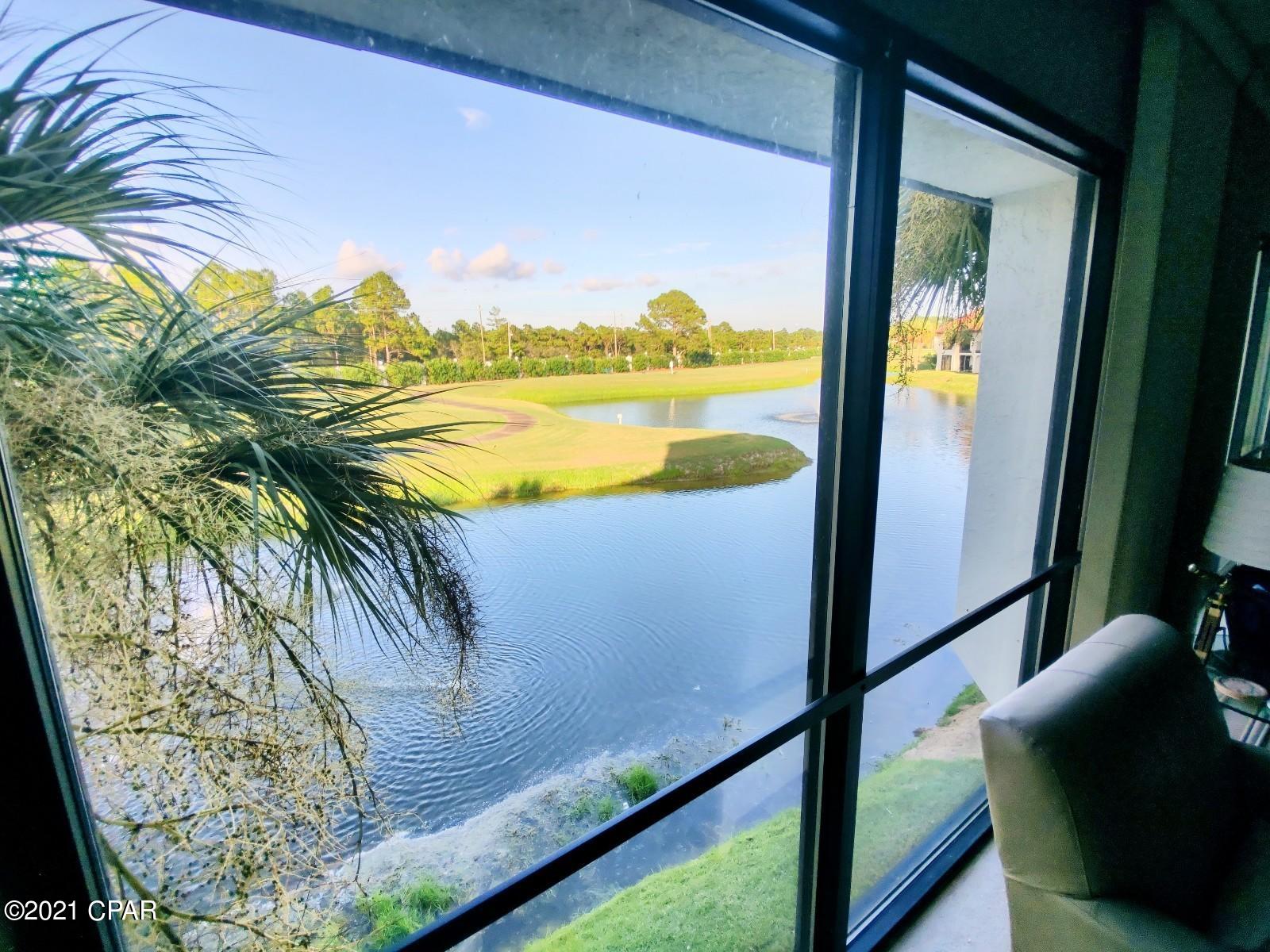 Edgewater Golf Villas V-B - Residential