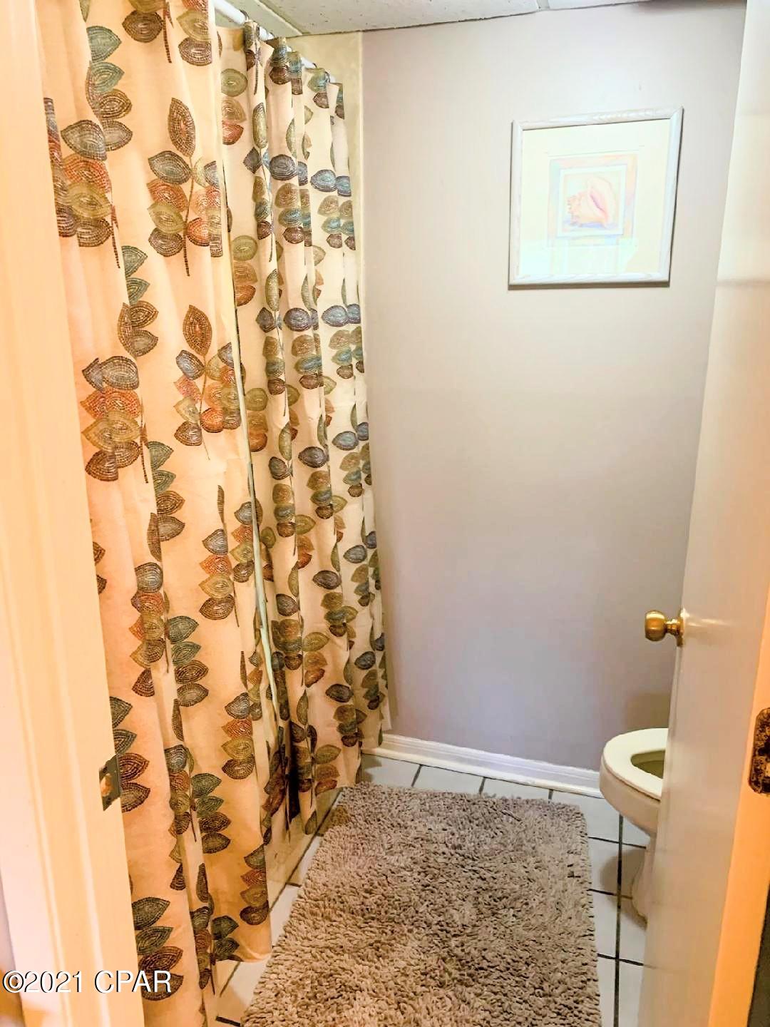 Edgewater Golf Villas V-B - Residential