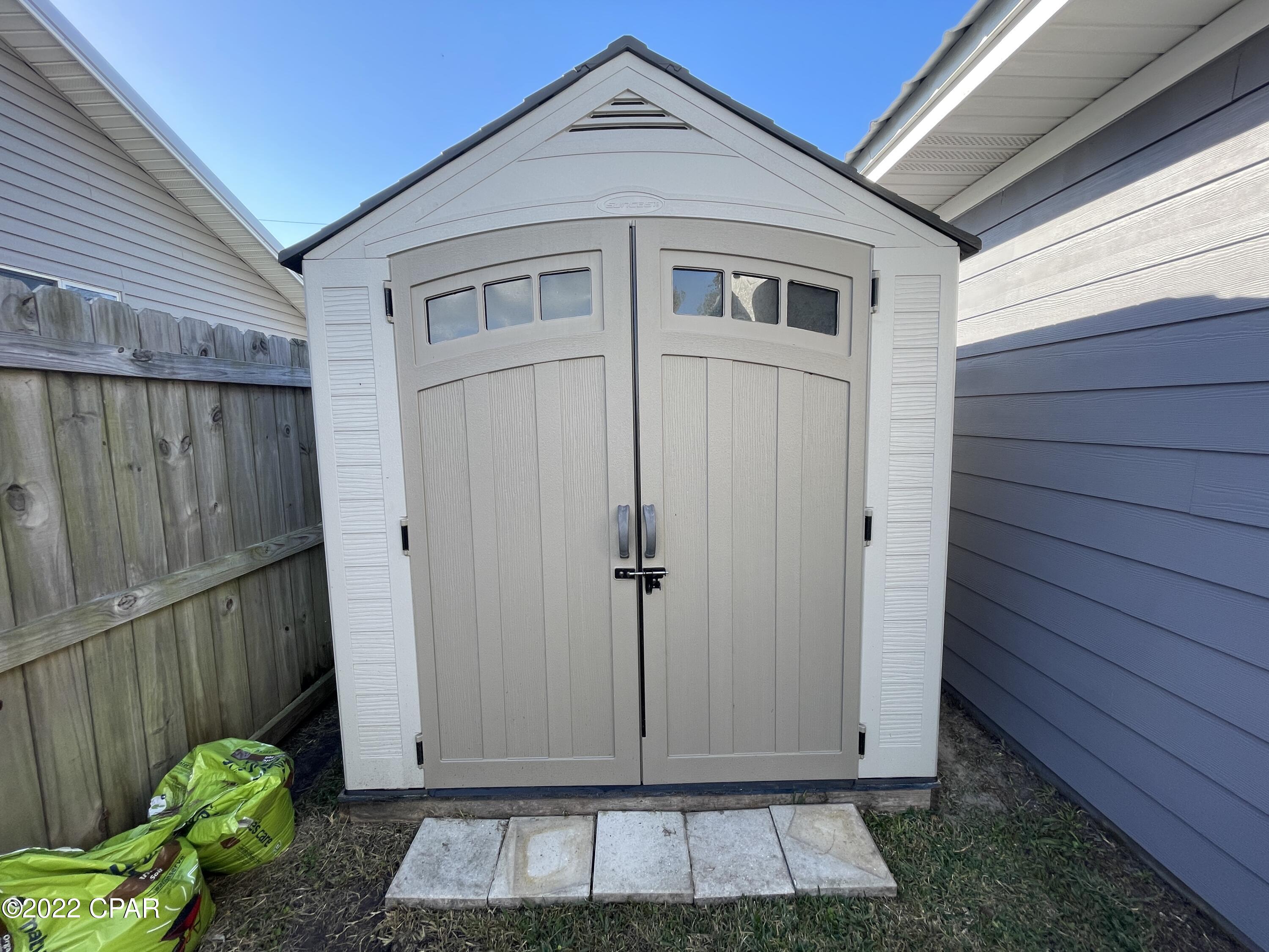 [No Recorded Subdiv] - Residential Lease