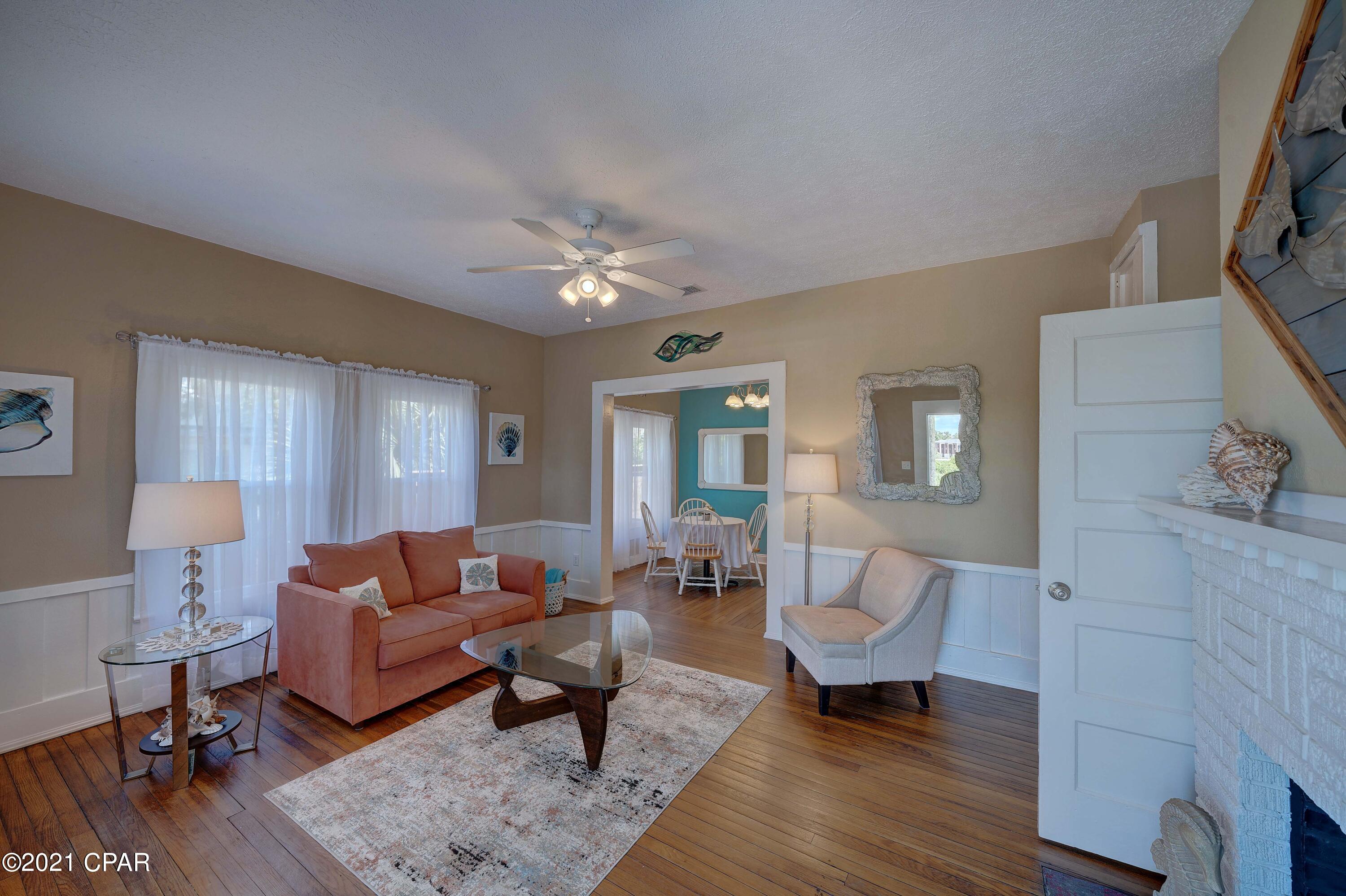 [No Recorded Subdiv] - Residential