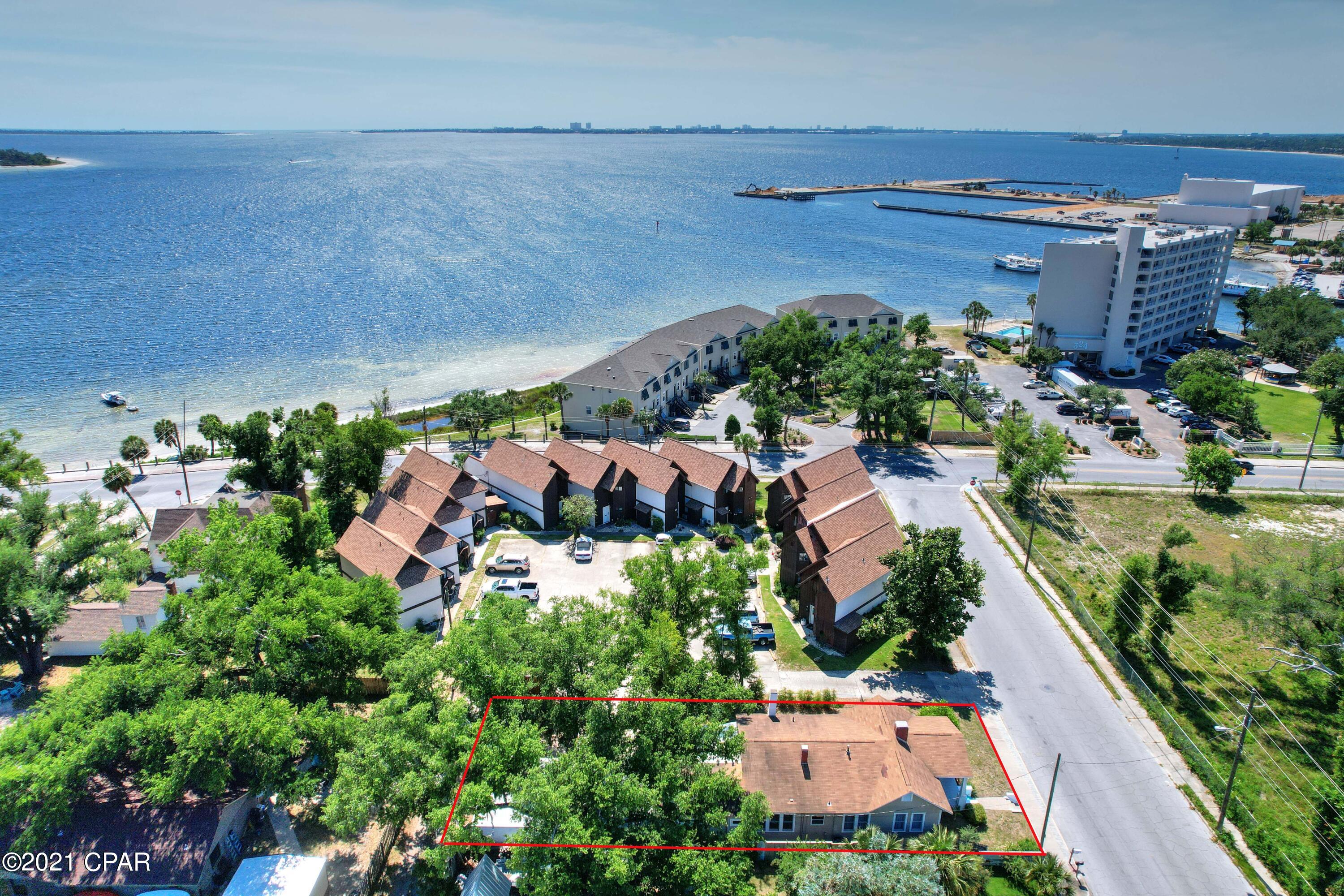 [No Recorded Subdiv] - Residential