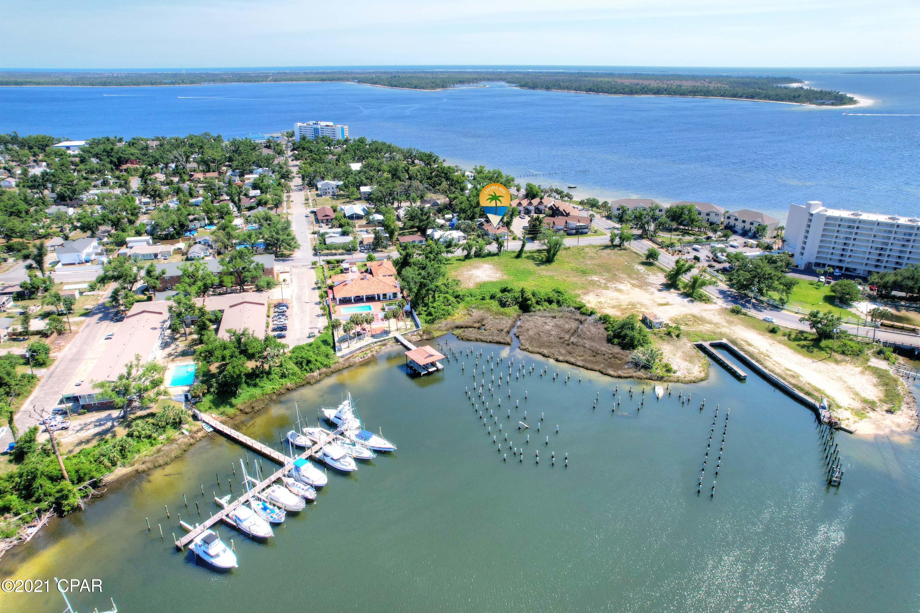 [No Recorded Subdiv] - Residential