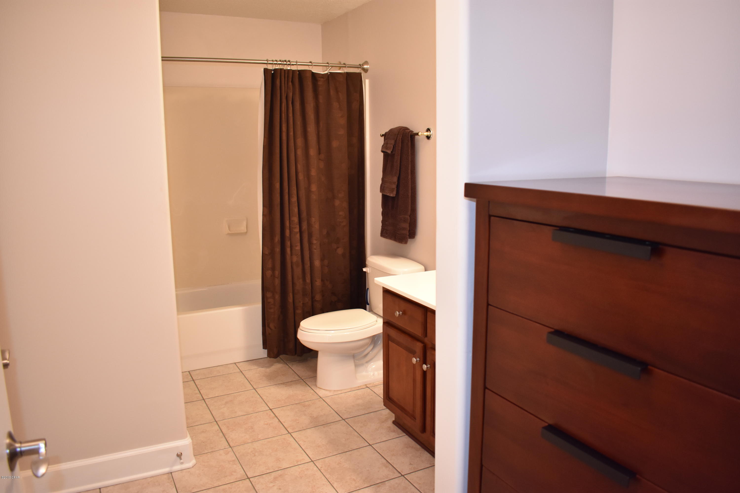 Tropic Winds - Residential