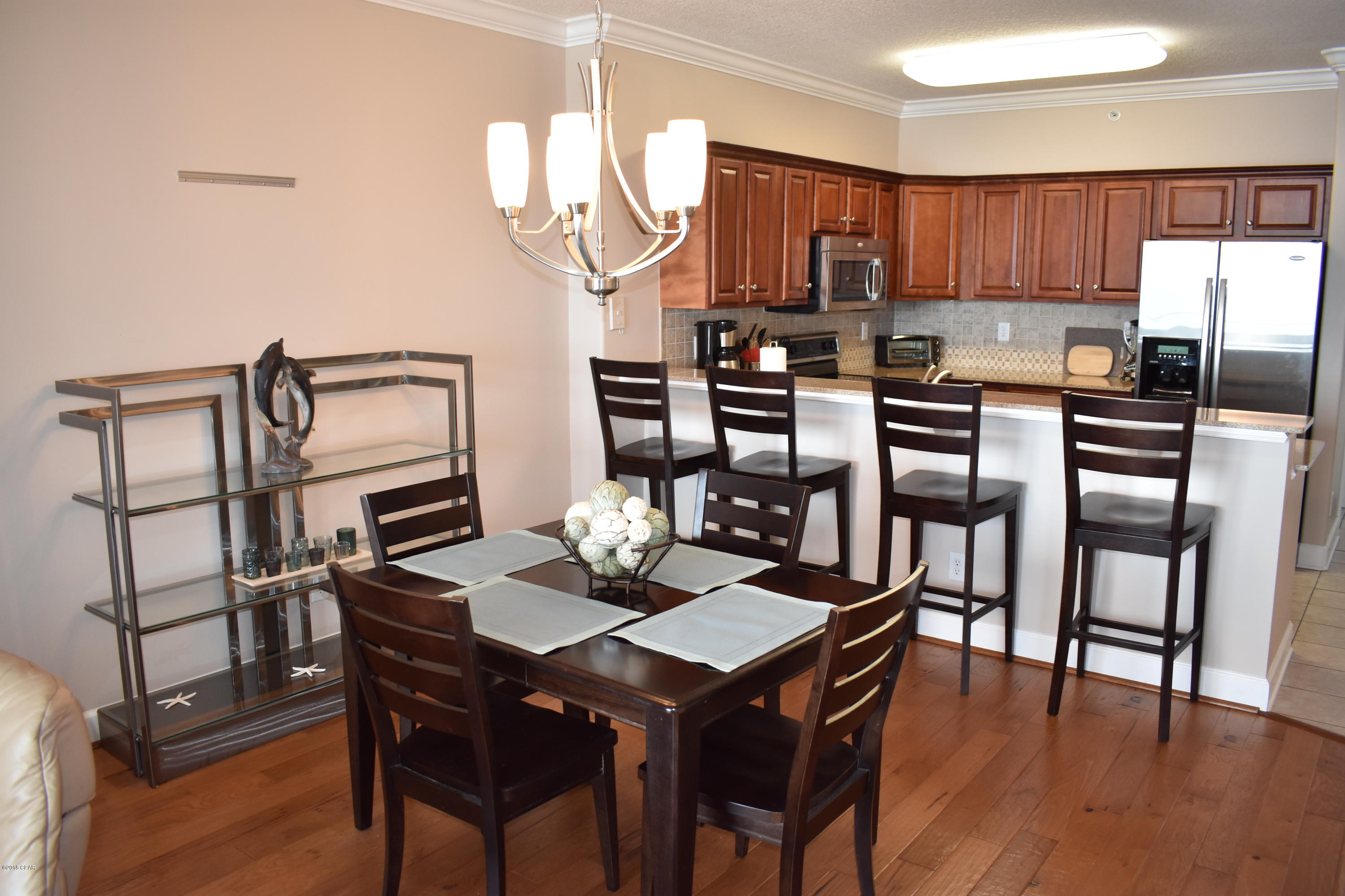 Tropic Winds - Residential