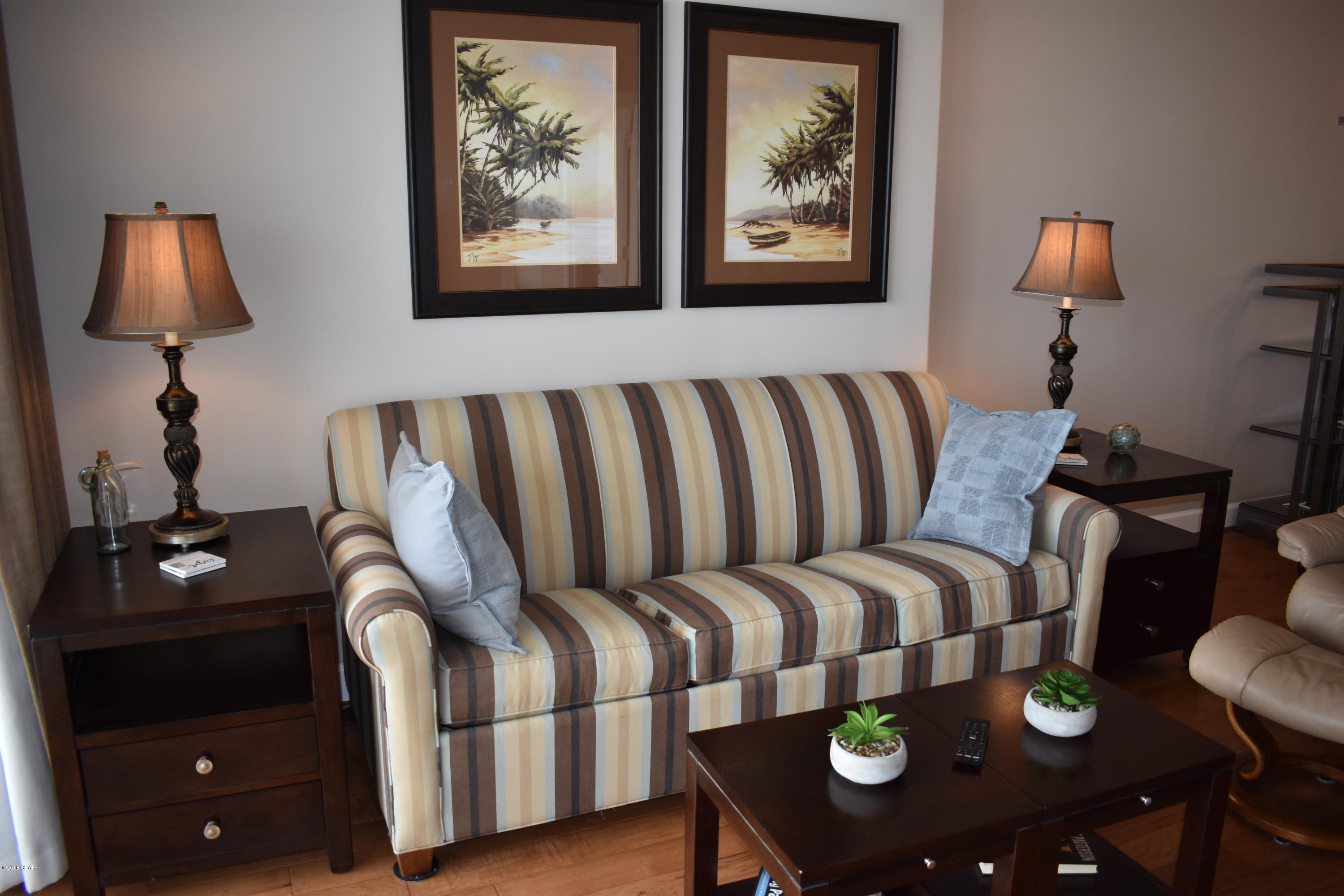 Tropic Winds - Residential