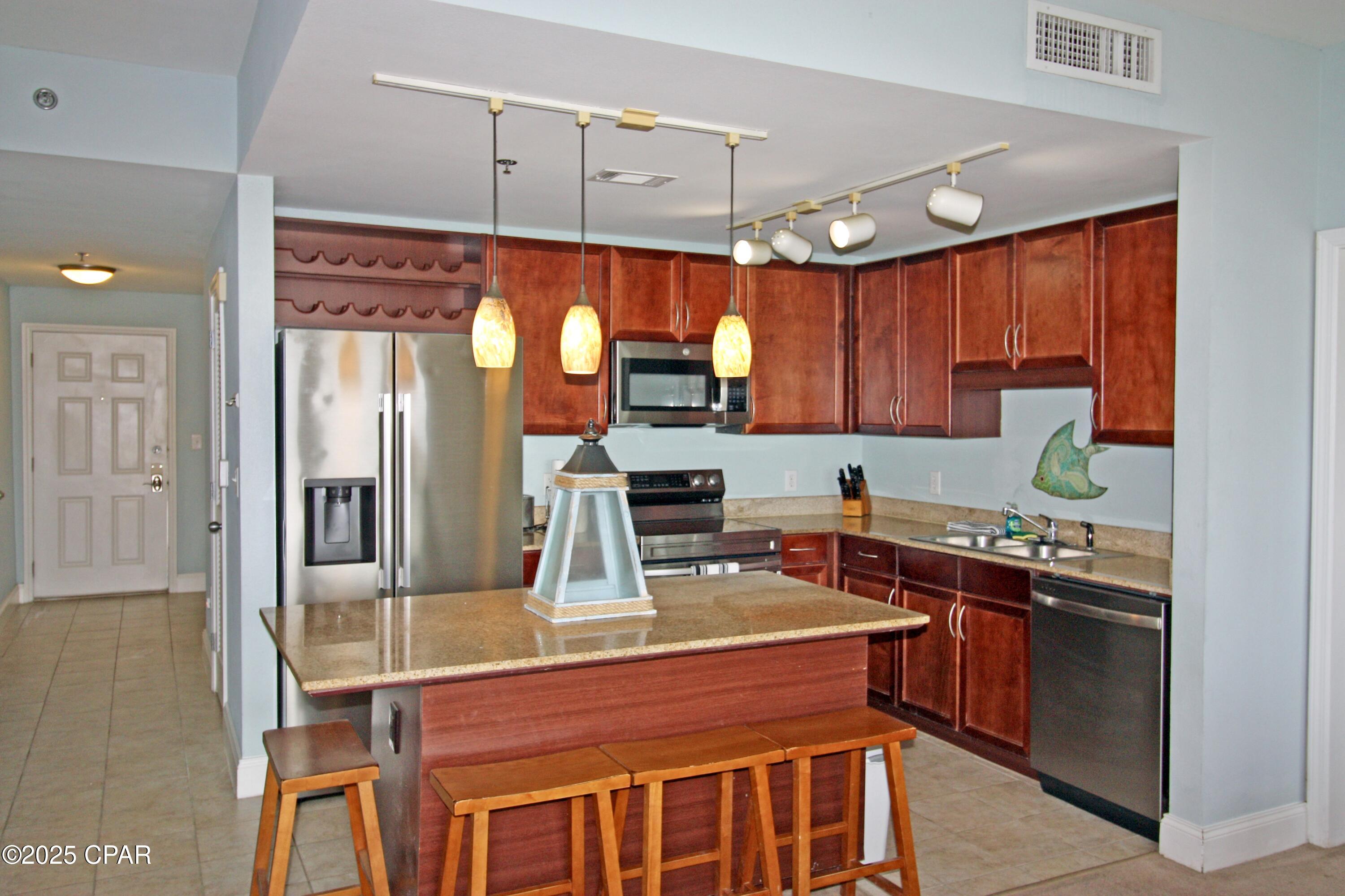 Laketown Wharf - Residential