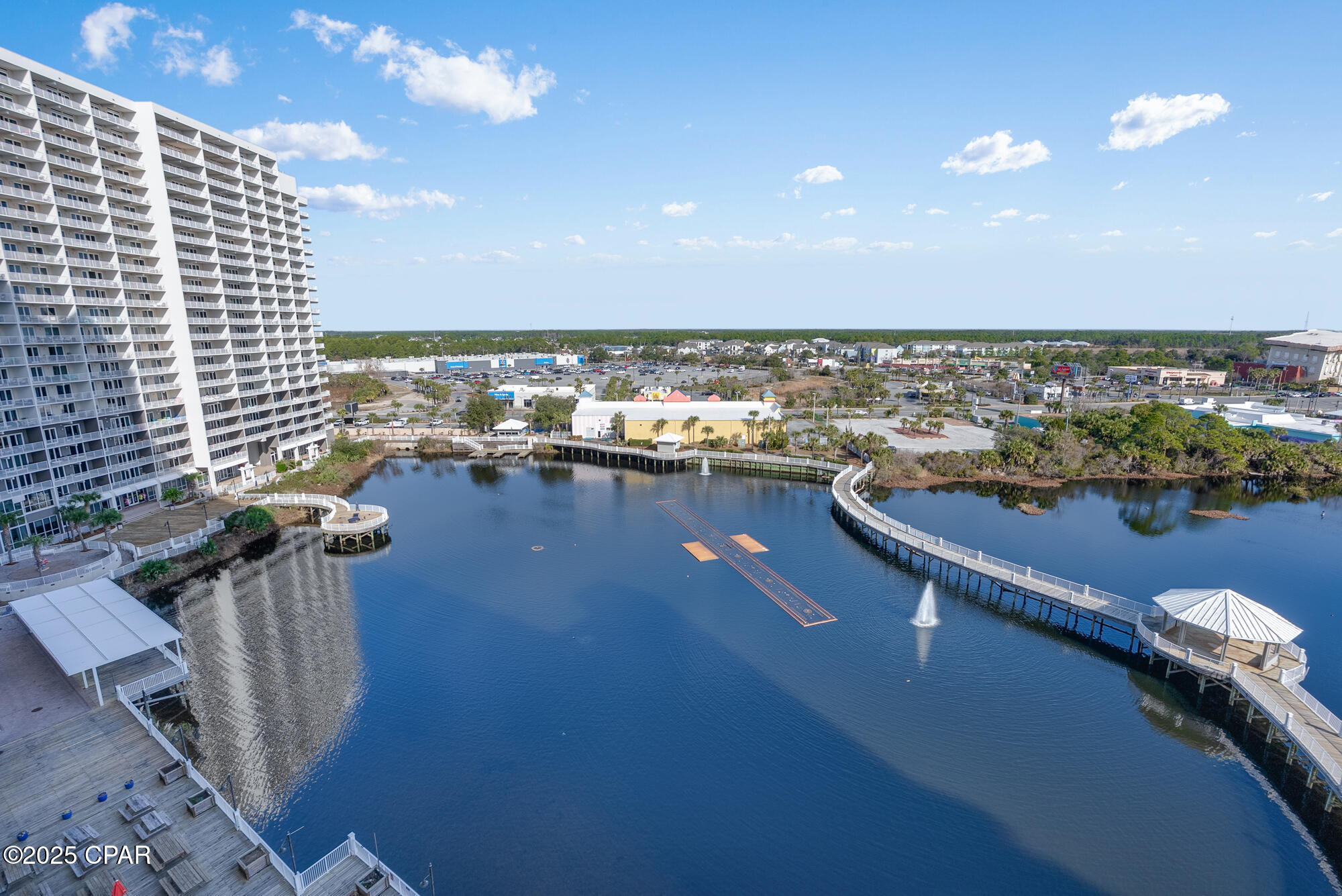 Laketown Wharf - Residential