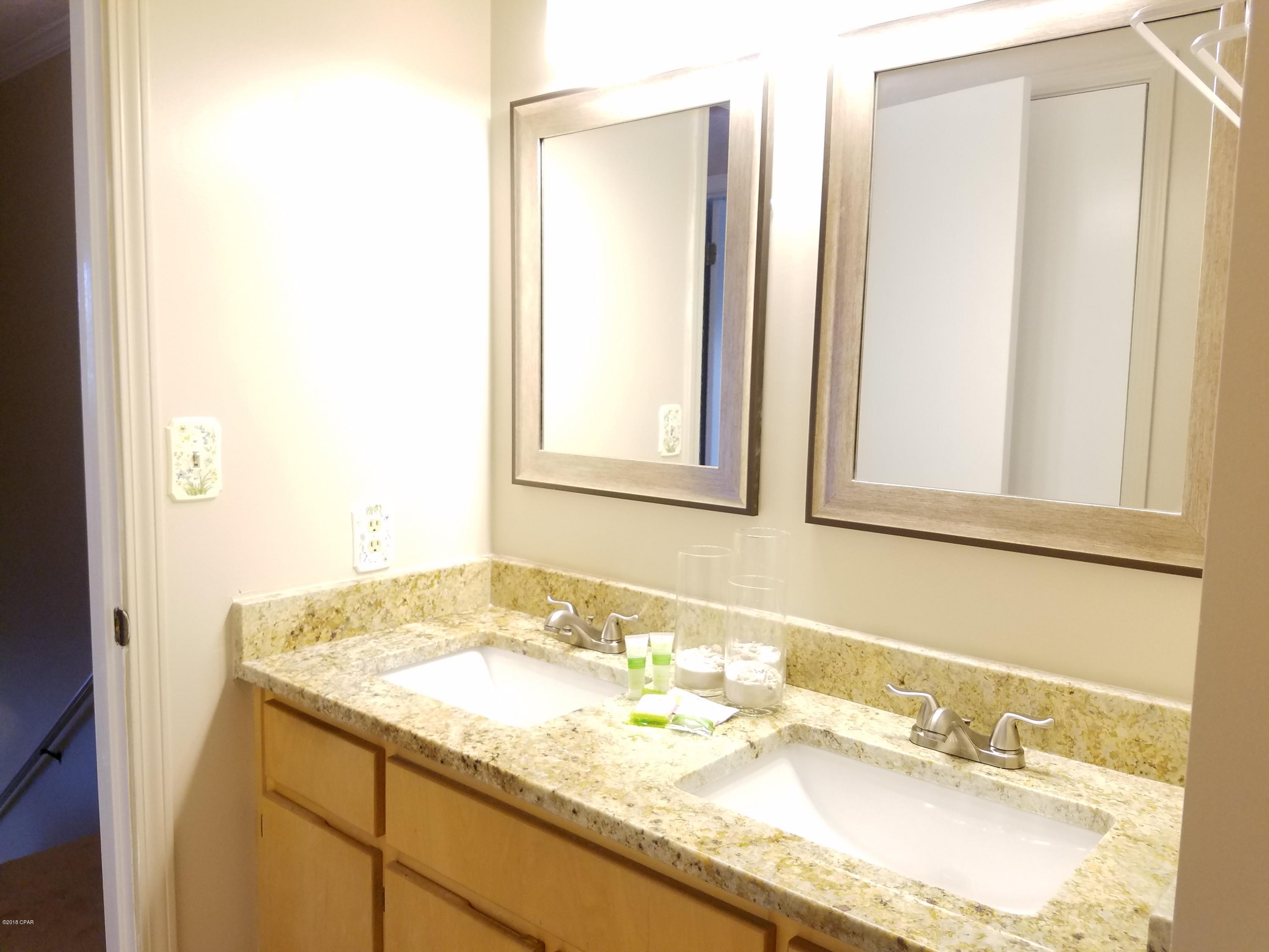 Sand Castles West 3 - Residential Lease