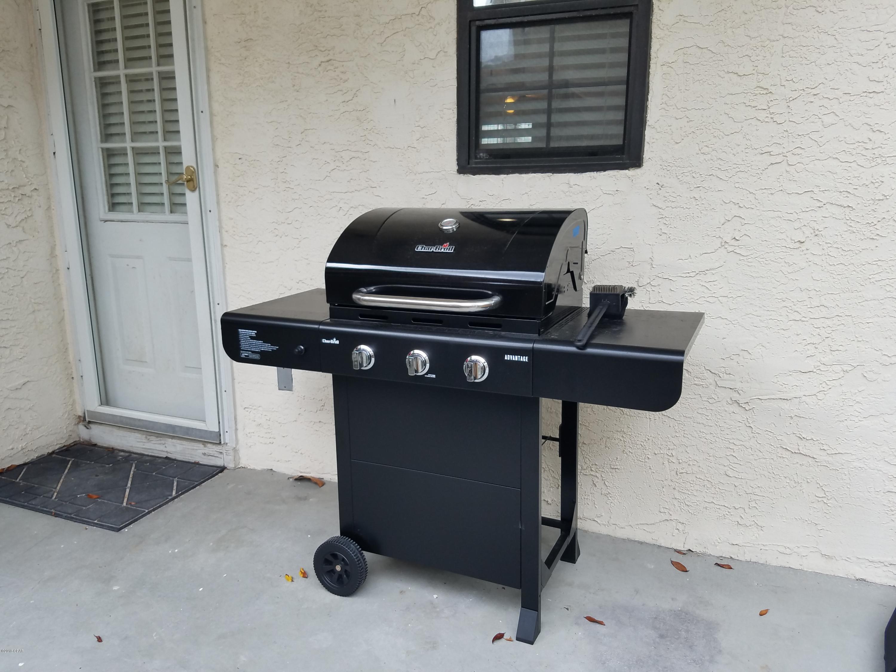 Sand Castles West 3 - Residential Lease