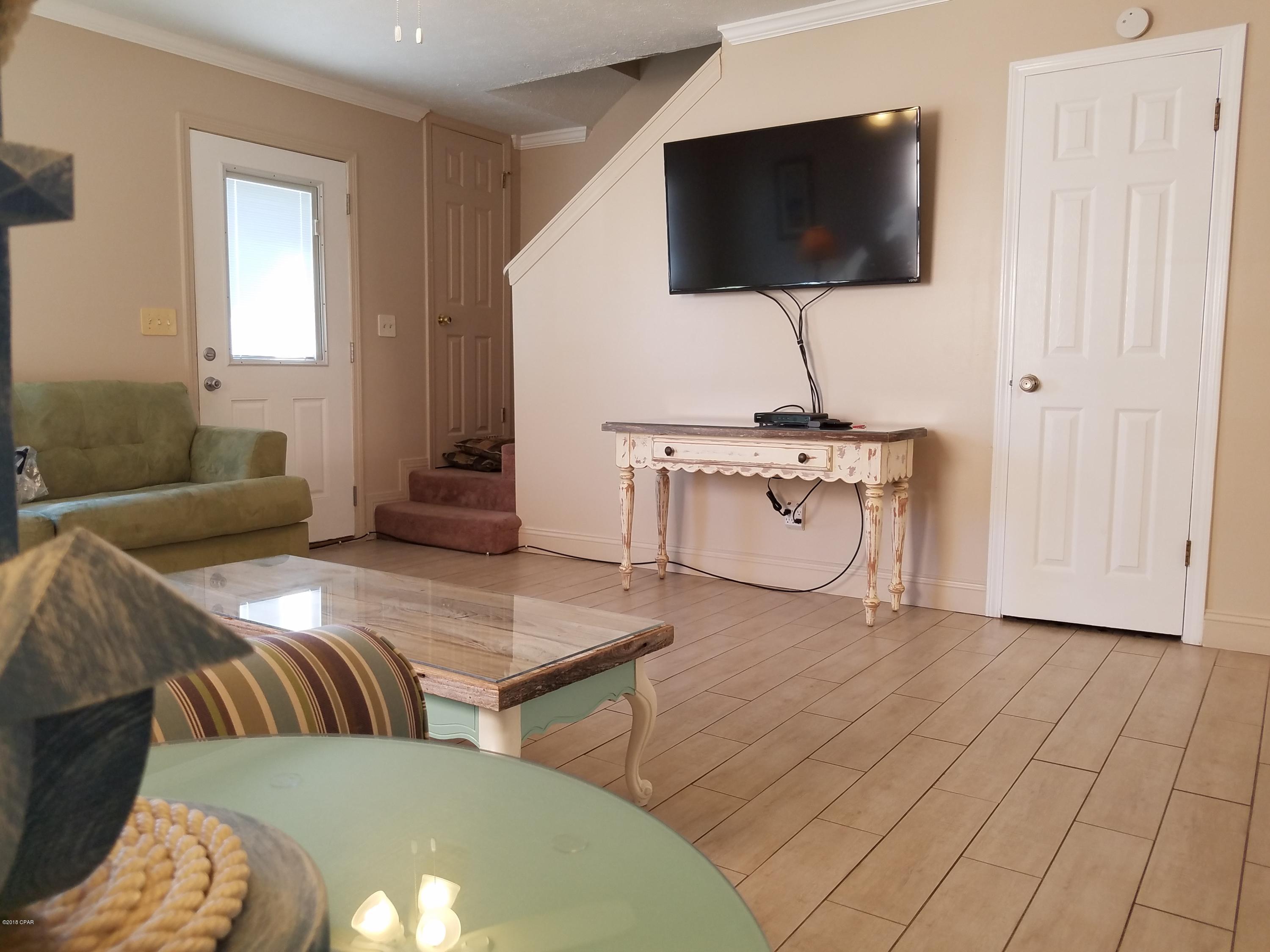 Sand Castles West 3 - Residential Lease