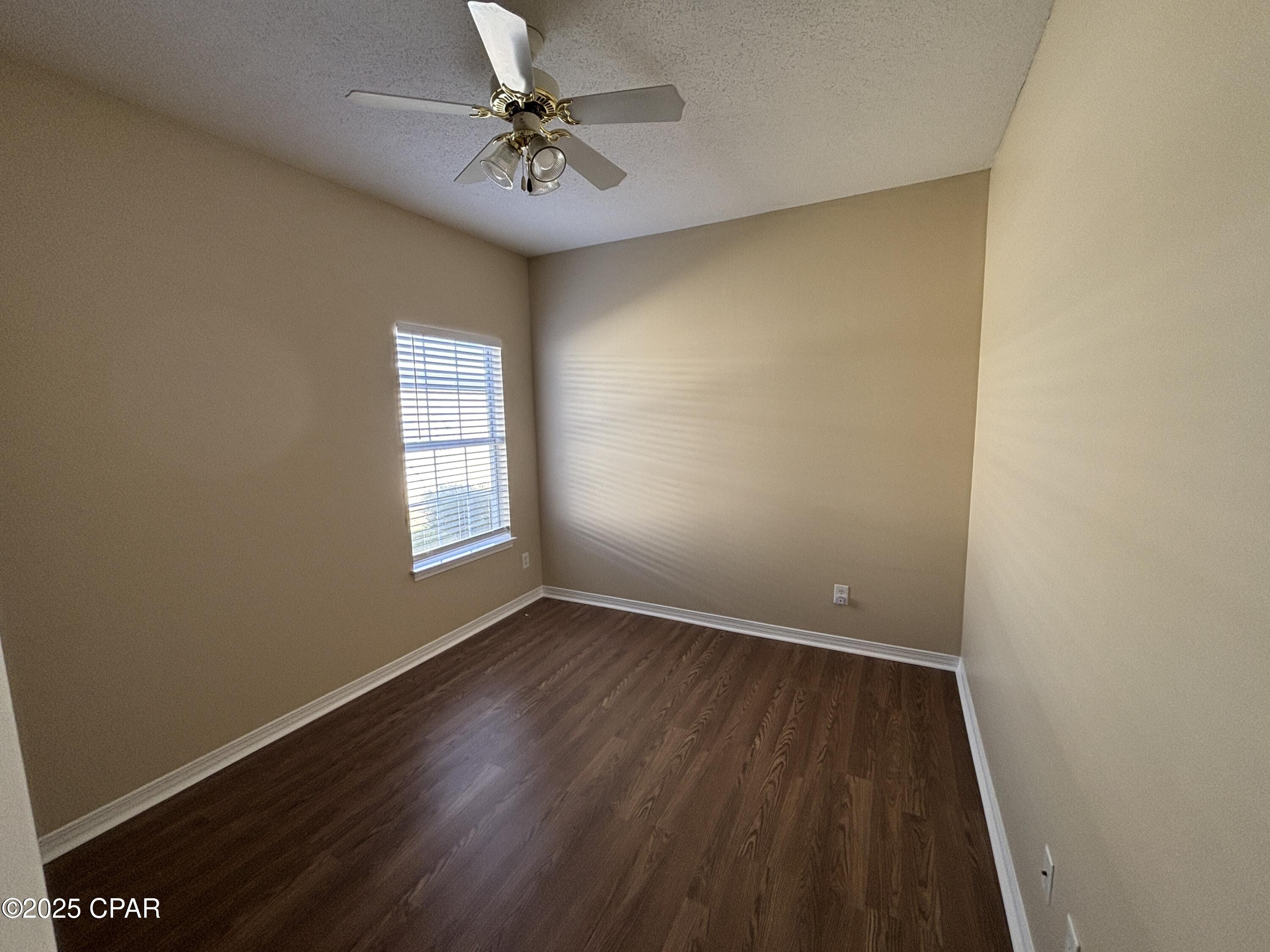 Hammocks - Residential Lease