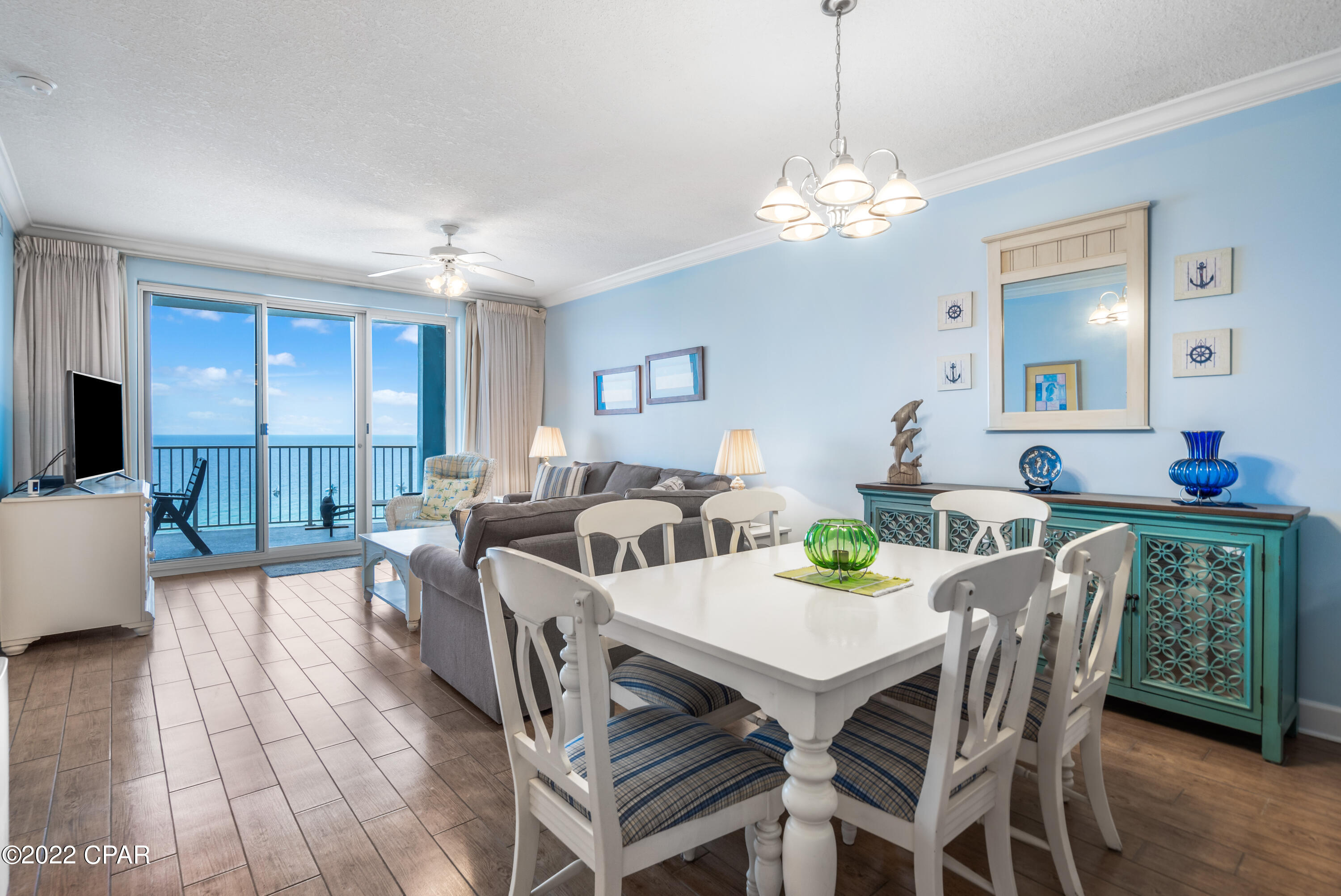 Twin Palms Resort - Residential