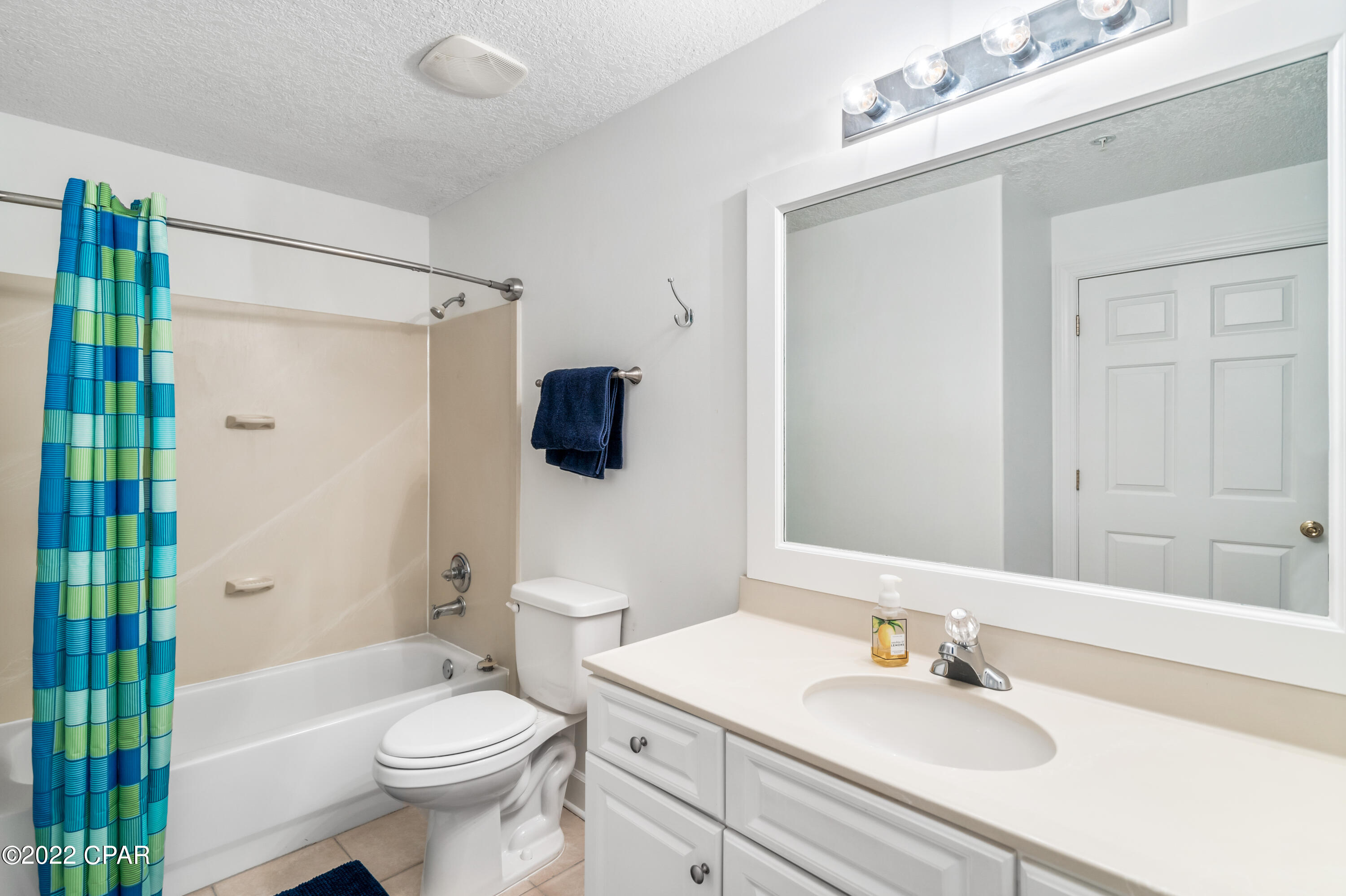 Twin Palms Resort - Residential