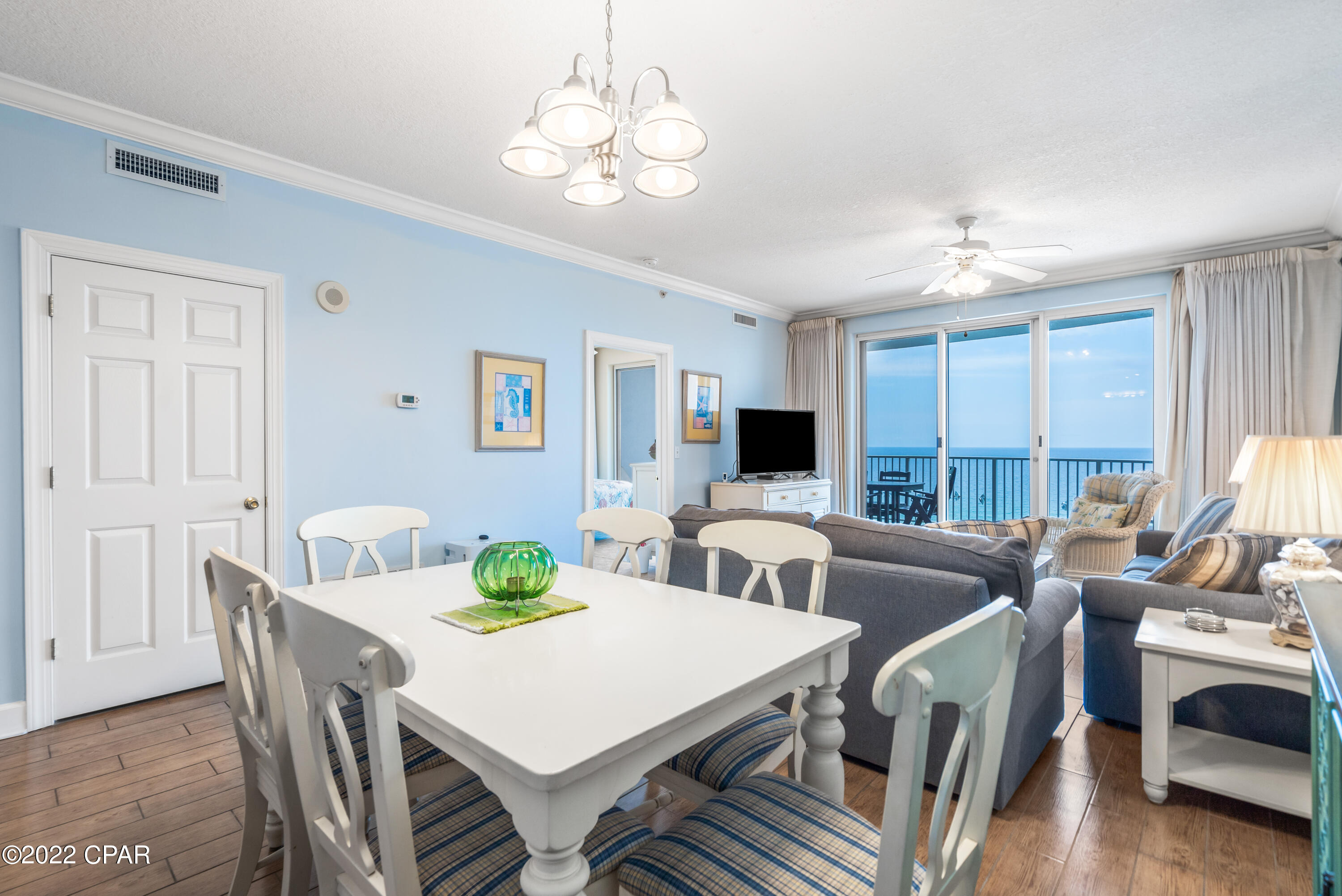 Twin Palms Resort - Residential