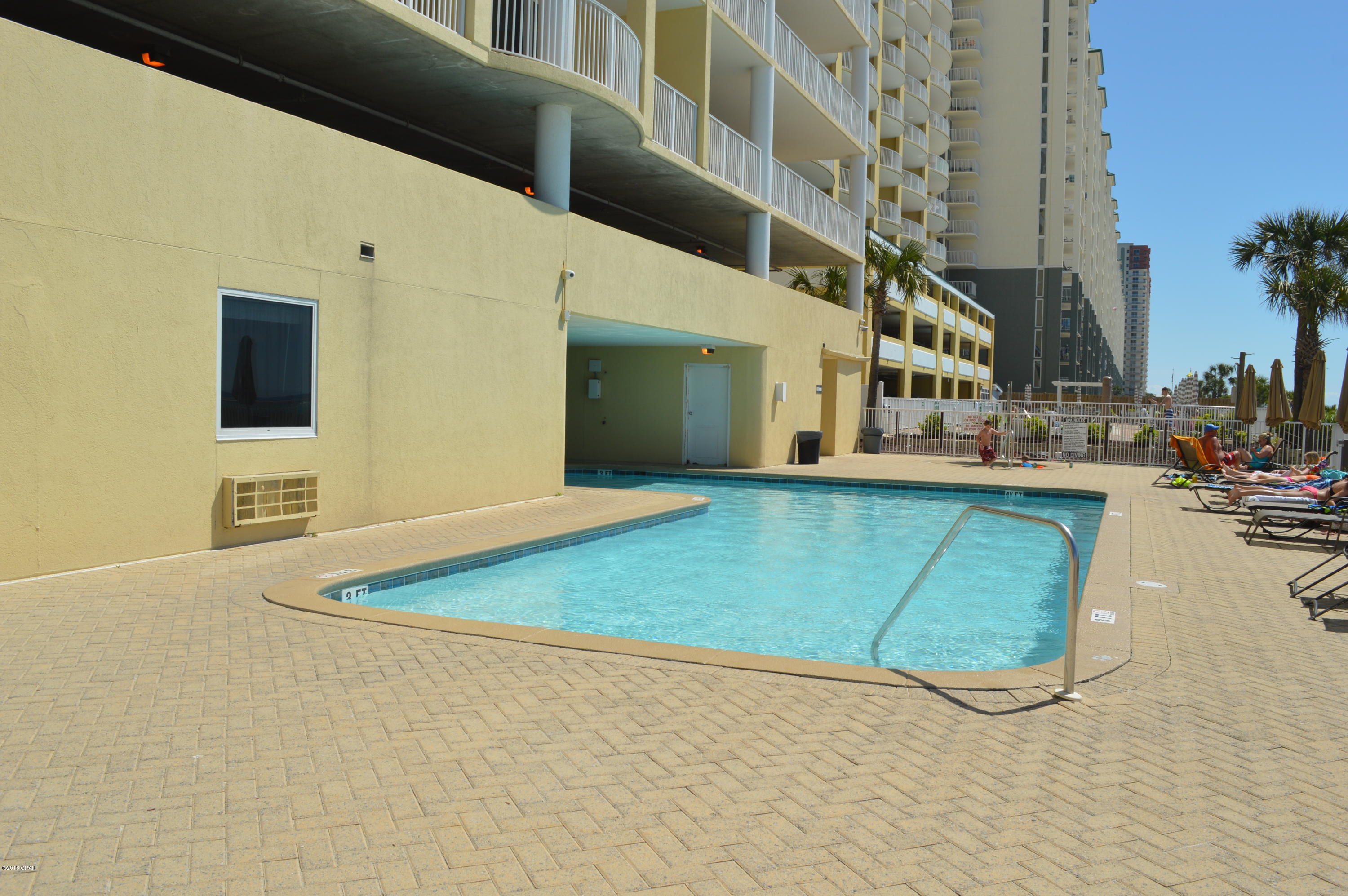 Ocean Ritz - Residential