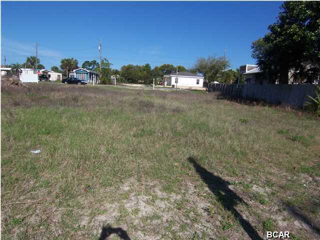 Laguna Beach Estates 9th Add - Residential