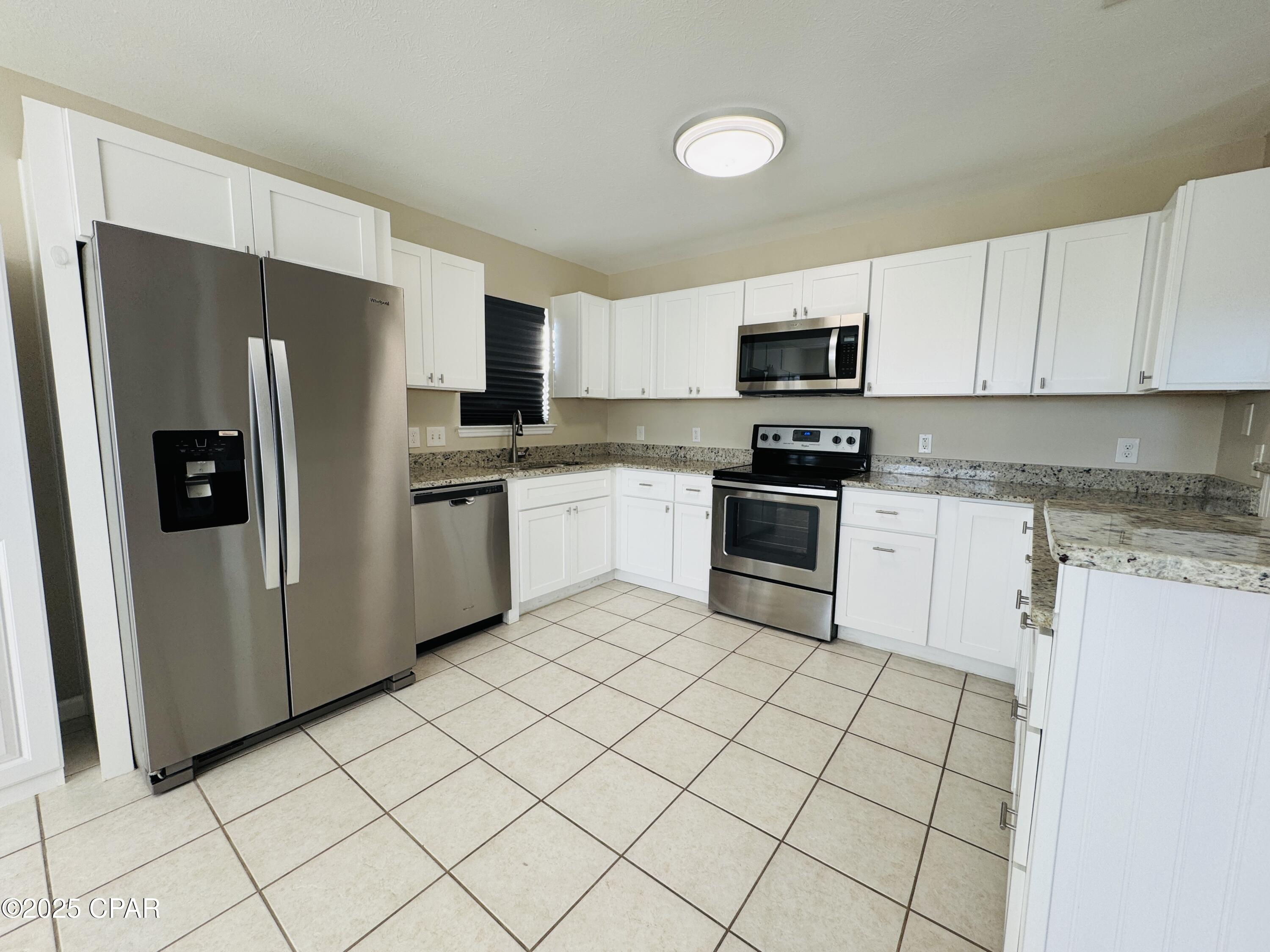 [No Recorded Subdiv] - Residential Lease