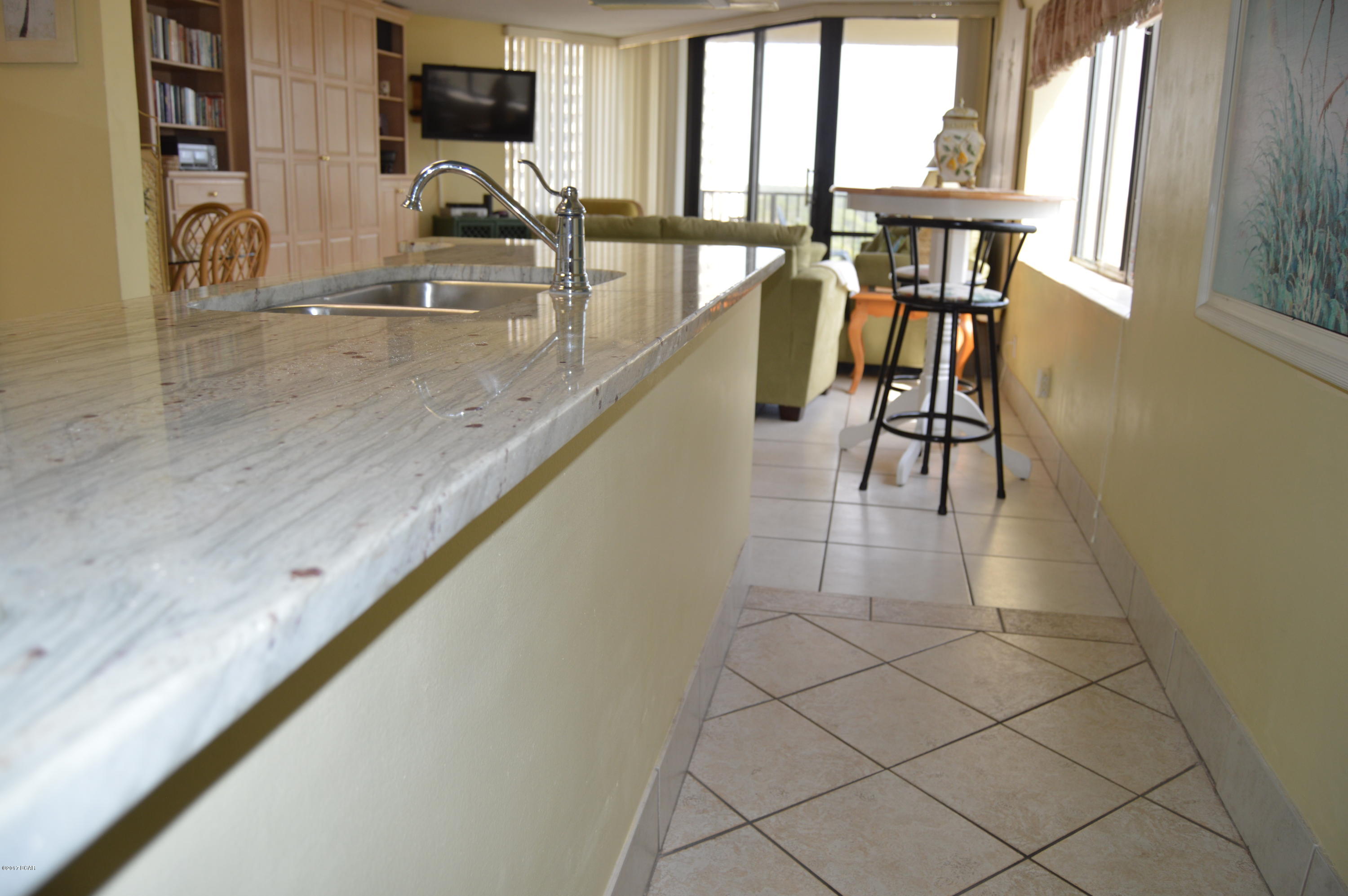 Sunbird Condo - Residential