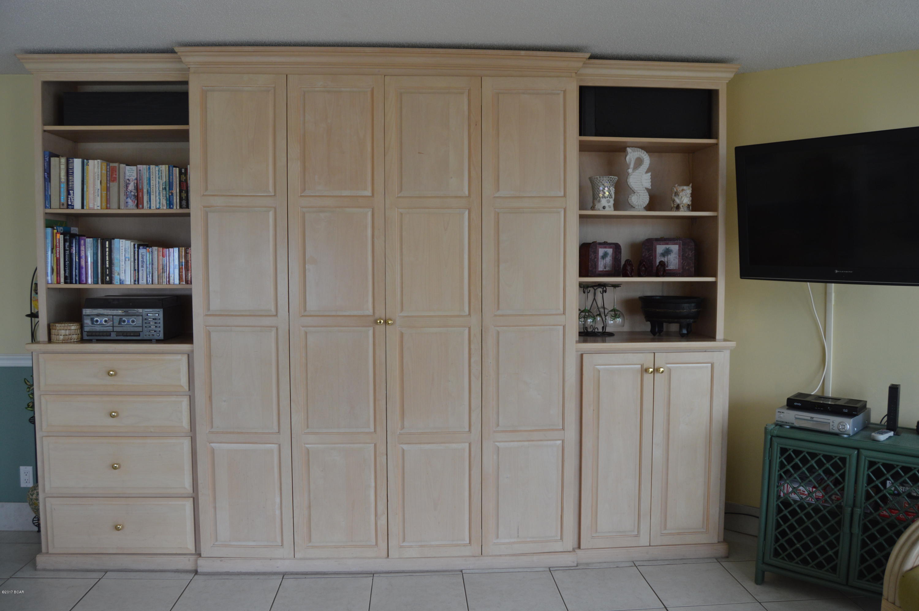 Sunbird Condo - Residential