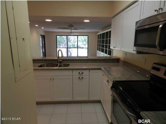 Hombre Golf Village - Residential Lease