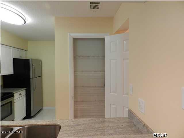 Hombre Golf Village - Residential Lease