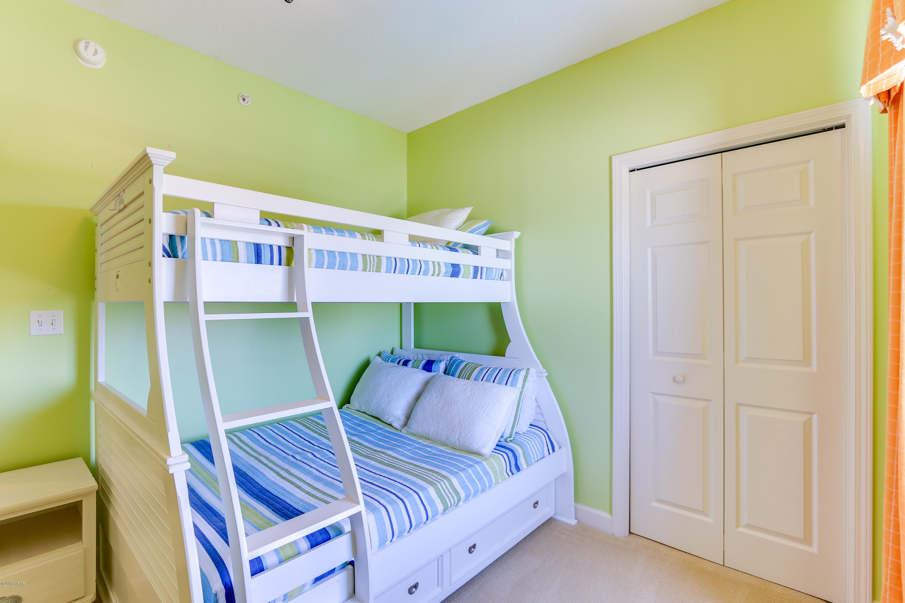 Sterling Reef - Residential