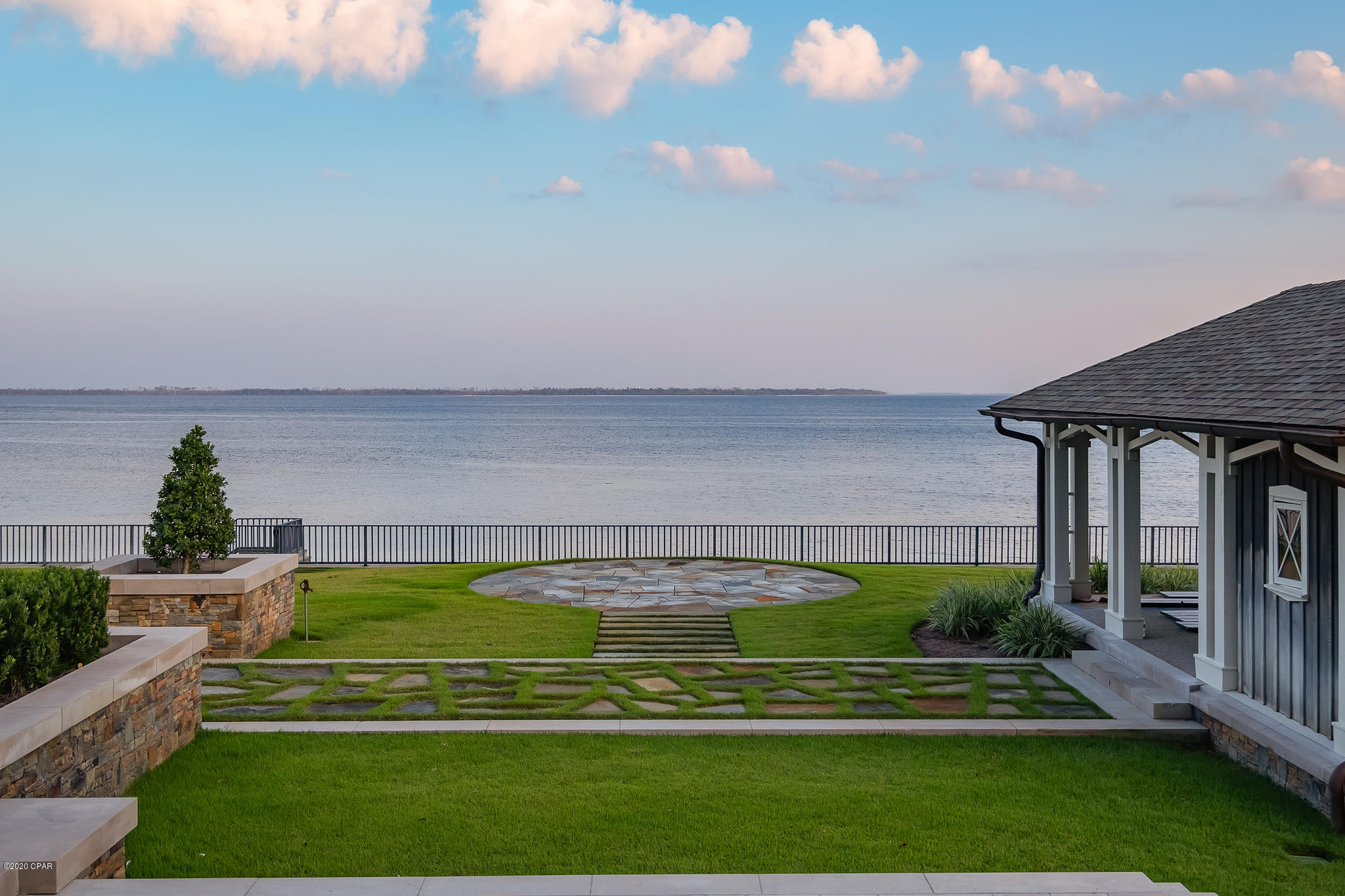 Delwood Beach - Residential