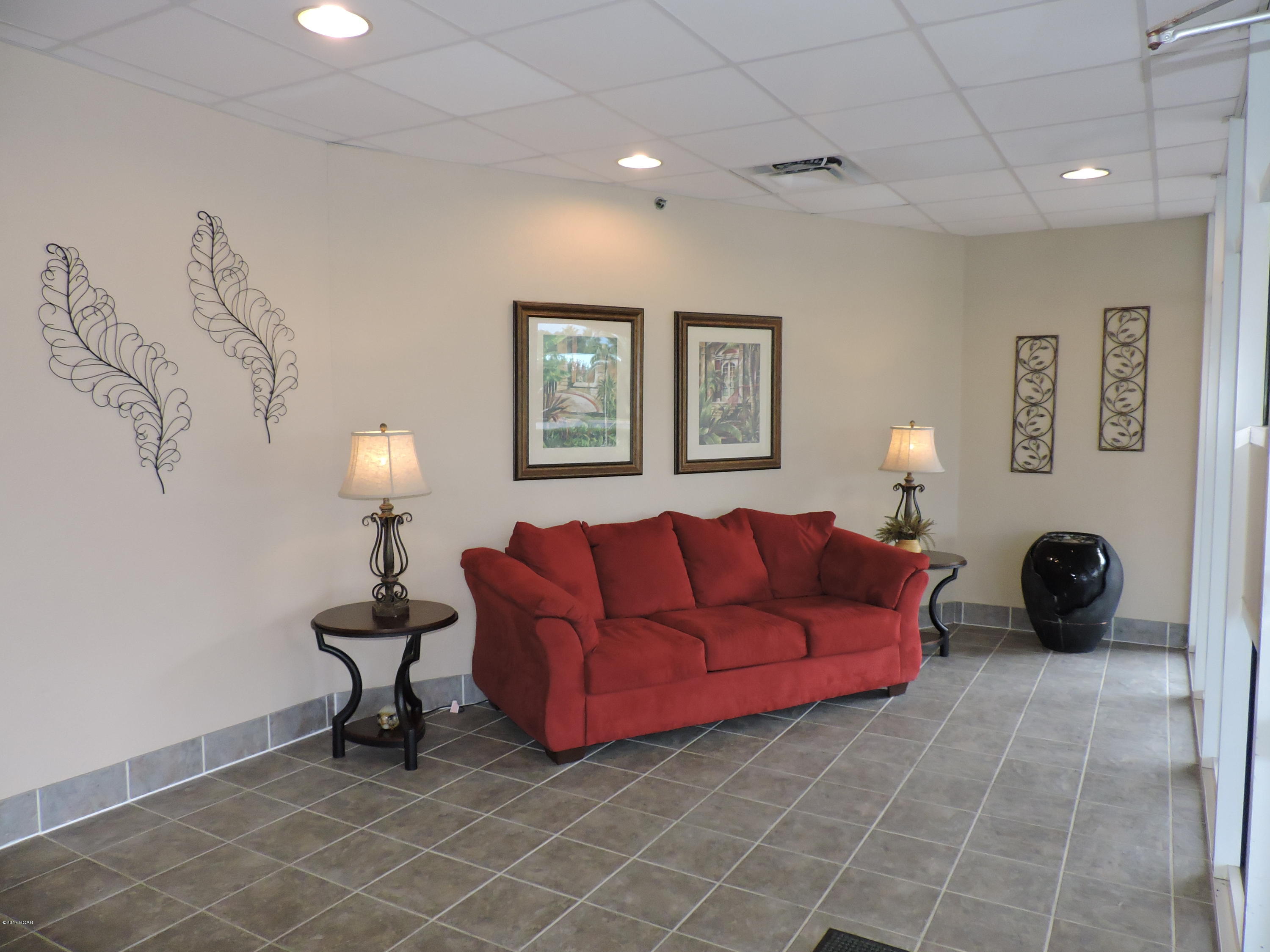 Marina Bay Condo - Residential