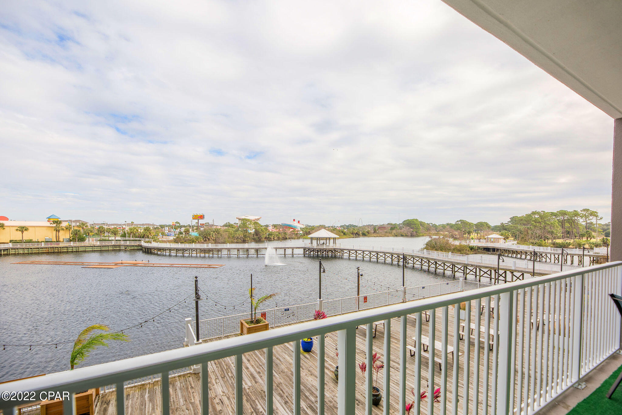 Laketown Wharf - Residential