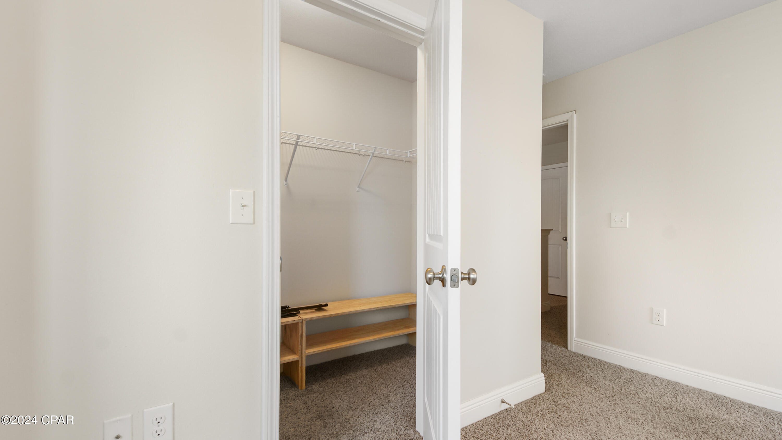 Hathaway Townhomes - Residential Lease