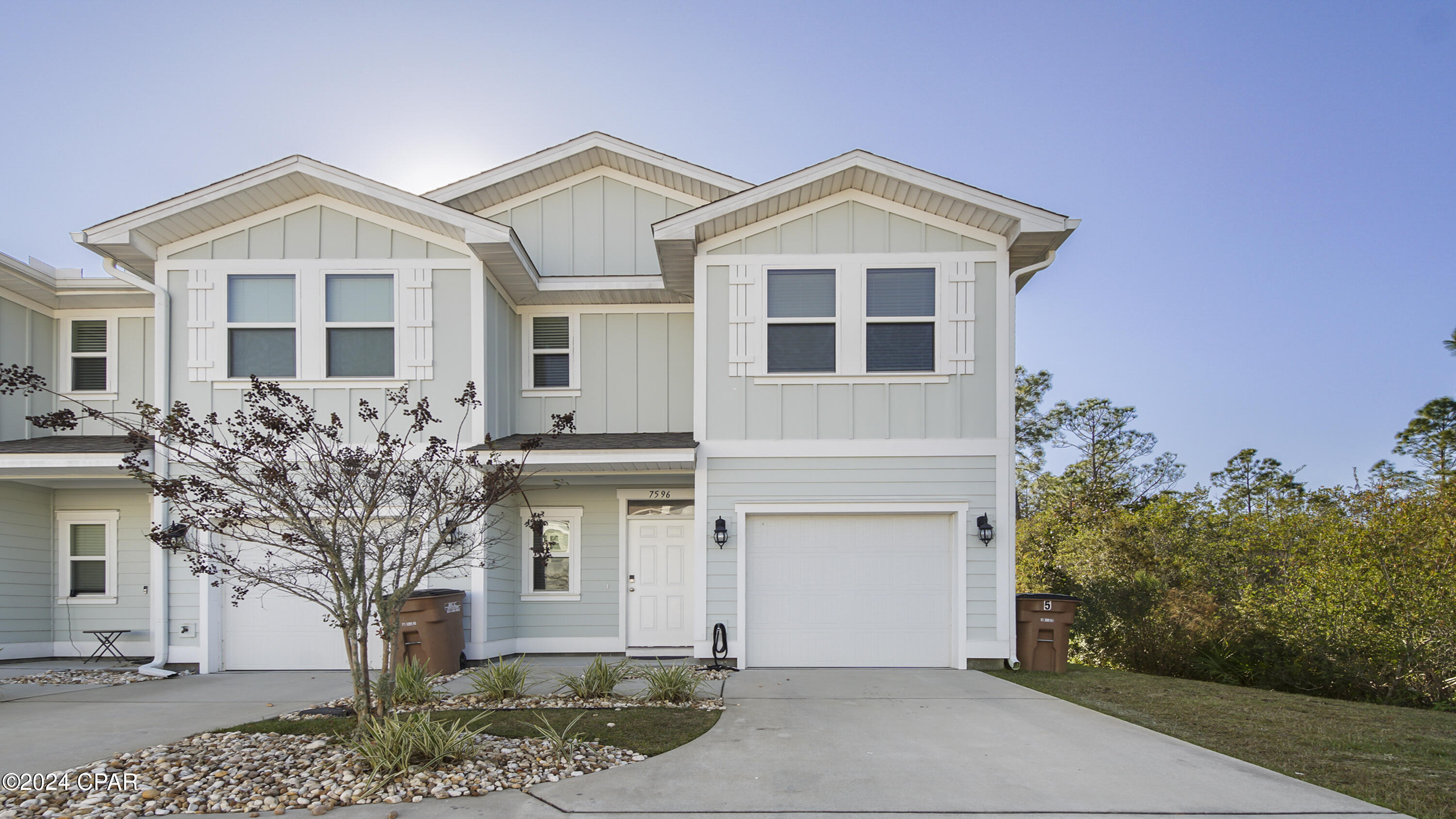 Hathaway Townhomes - Residential Lease