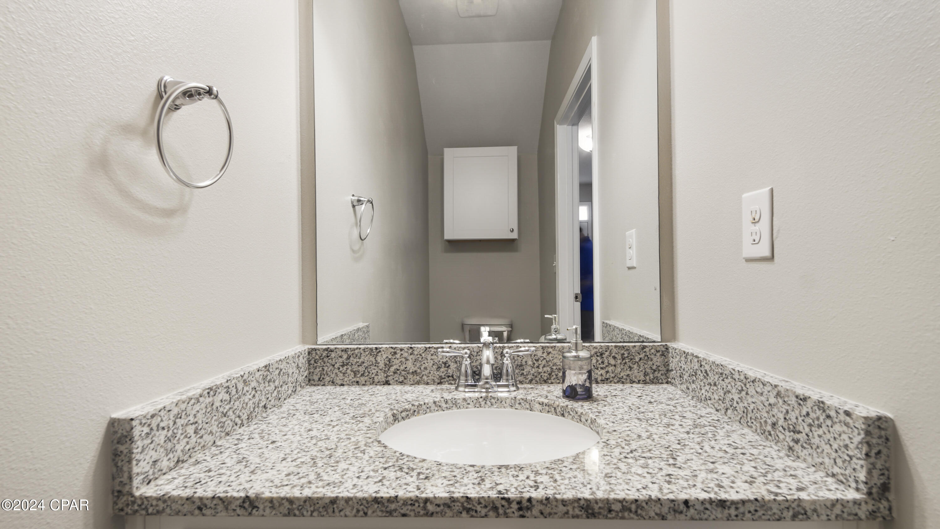 Hathaway Townhomes - Residential Lease