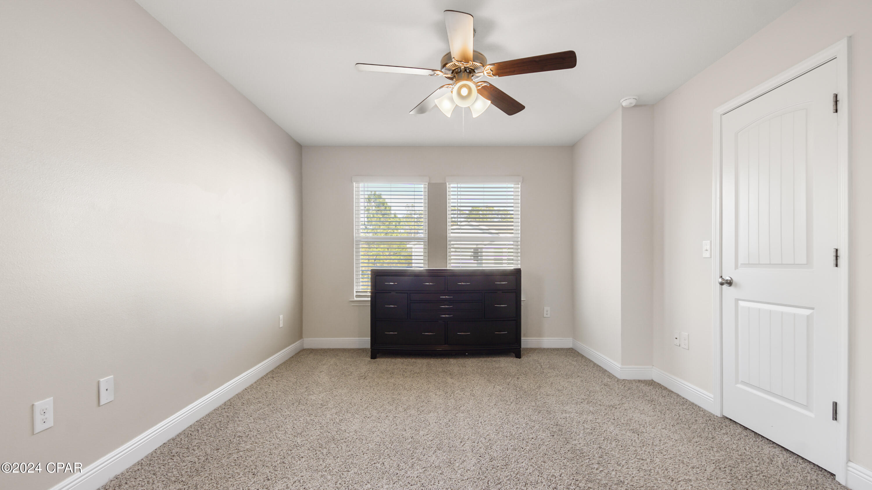 Hathaway Townhomes - Residential Lease