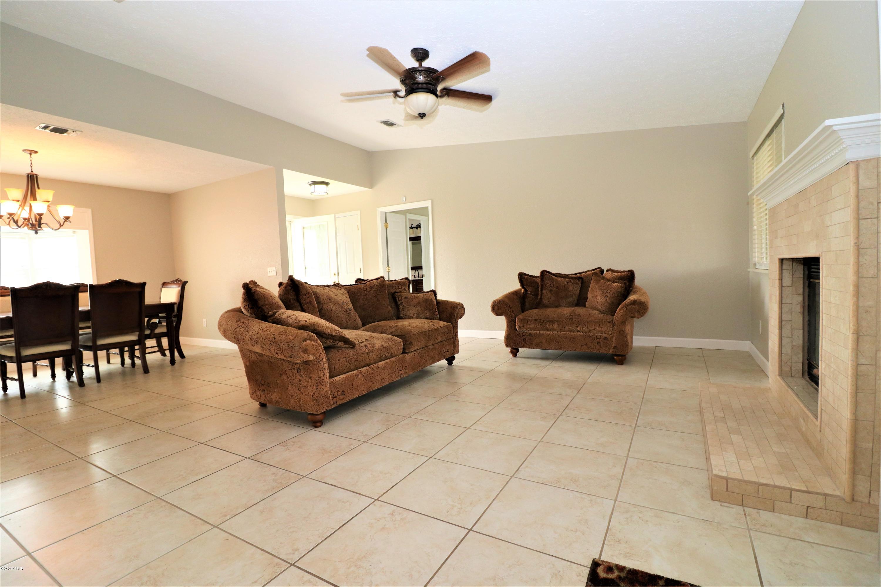 Pitts 1st Addto Parker - Residential